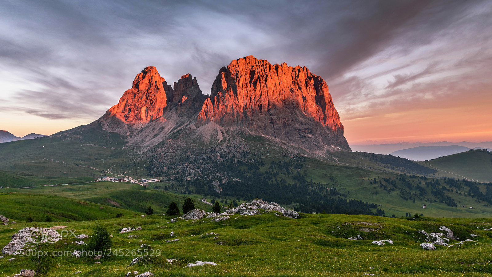 Nikon D5500 sample photo. Sunrise in passo sella photography