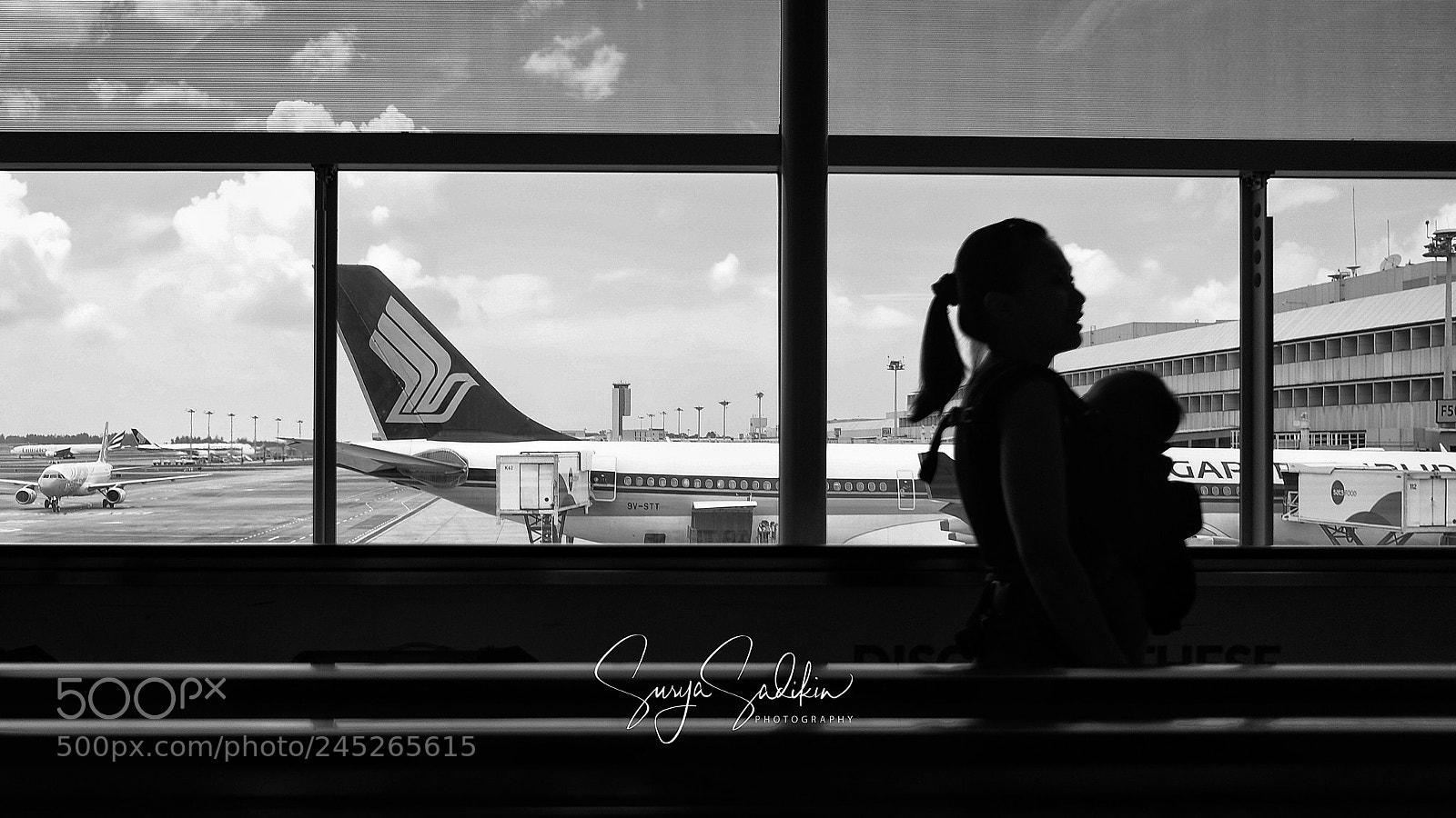 Fujifilm X70 sample photo. Traveler photography