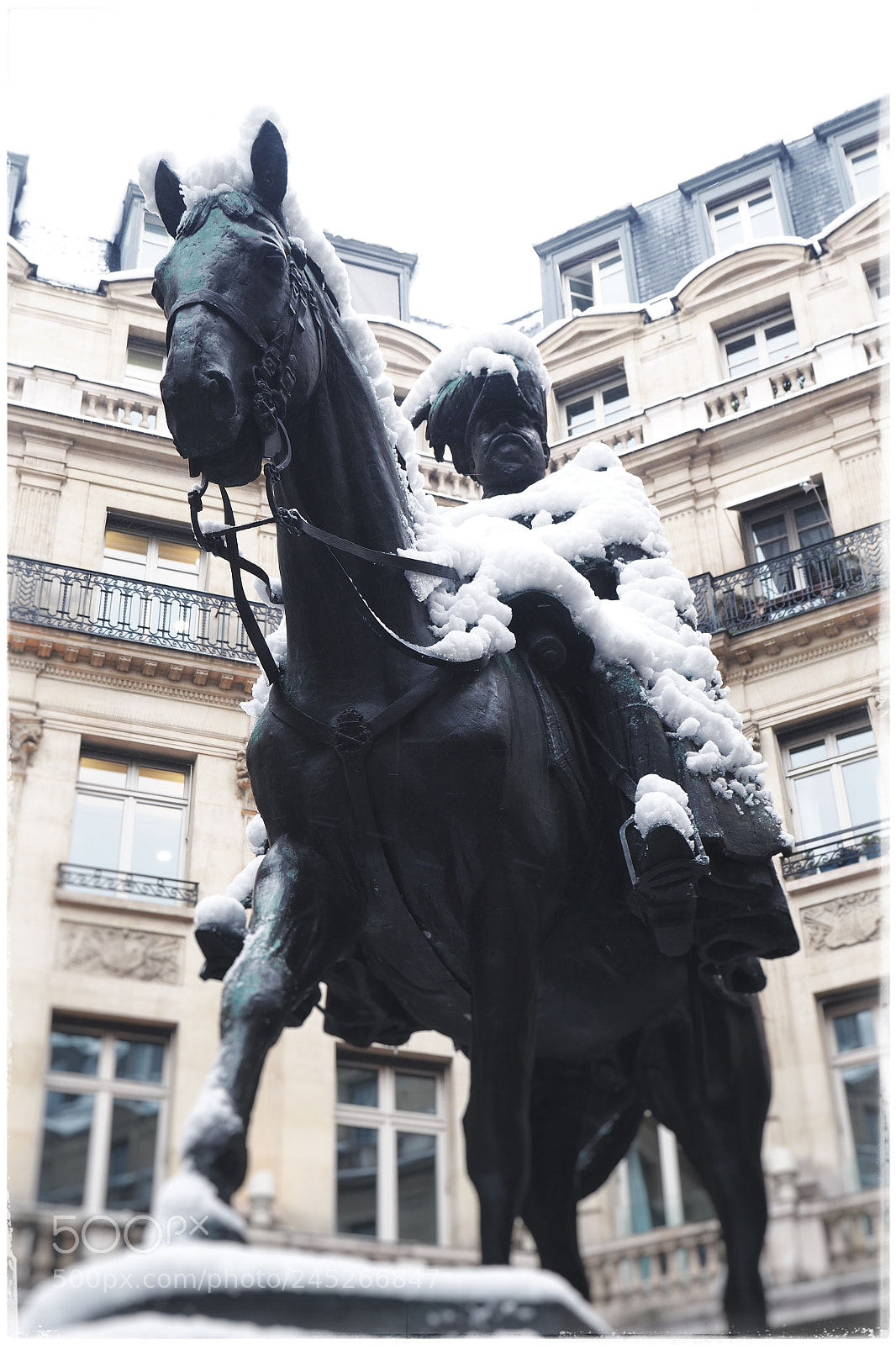 Olympus OM-D E-M10 II sample photo. Douard vii, toujours pr photography