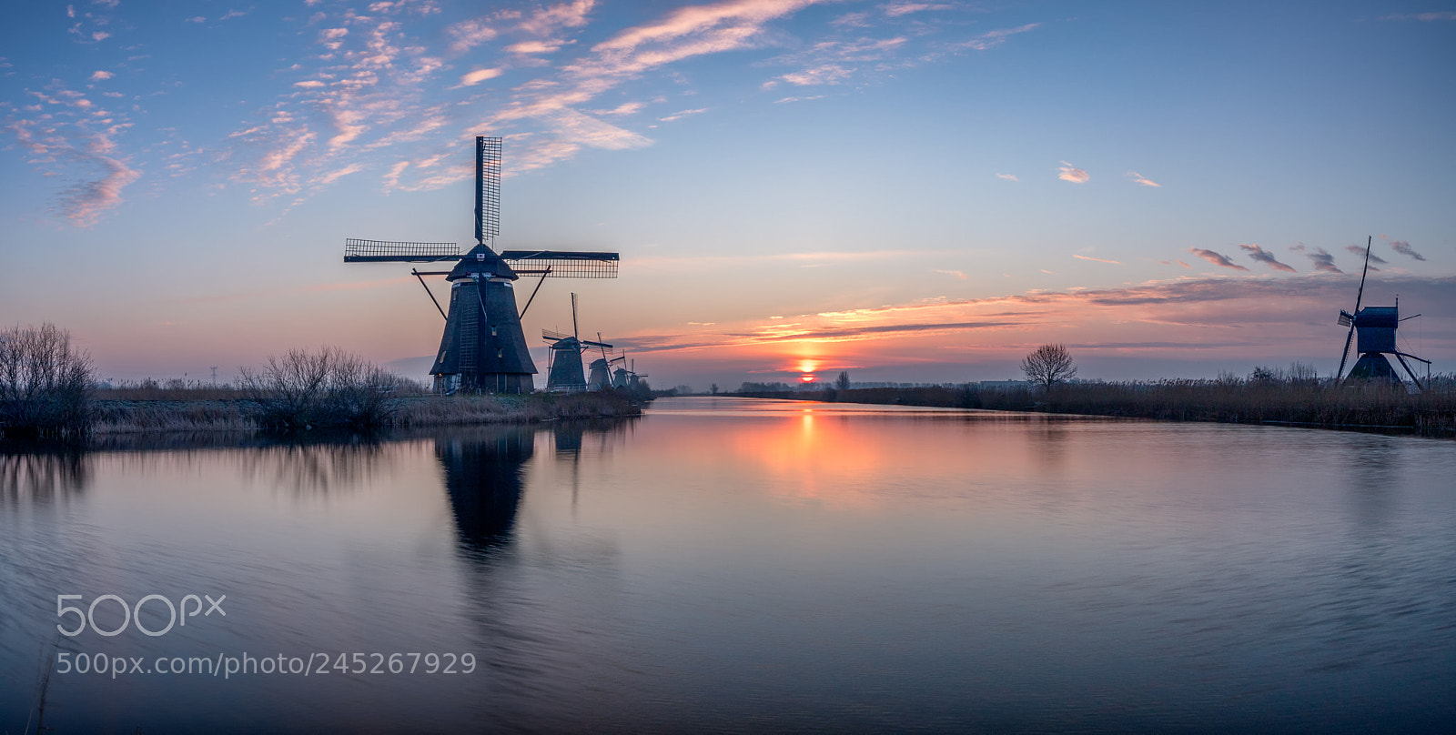 Canon EOS 6D Mark II sample photo. Sunrise at kinderdijk photography