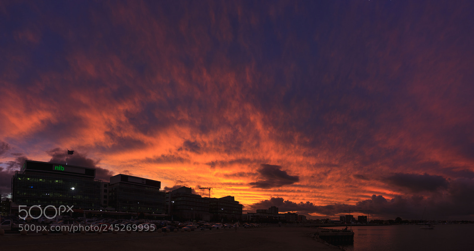 Canon EOS 60D sample photo. Sky scraping photography