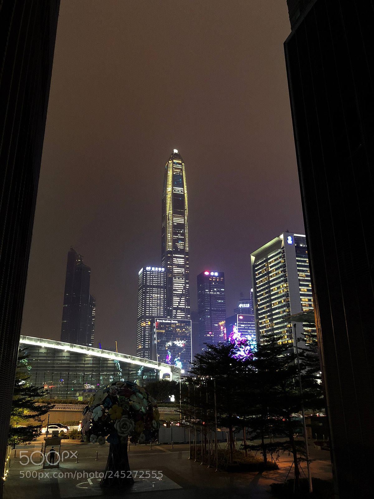 Apple iPhone X sample photo. Night photography