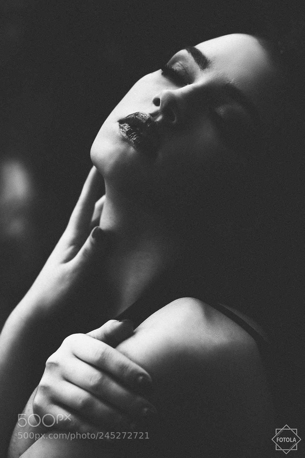 Nikon D800 sample photo. B&w evelina photography