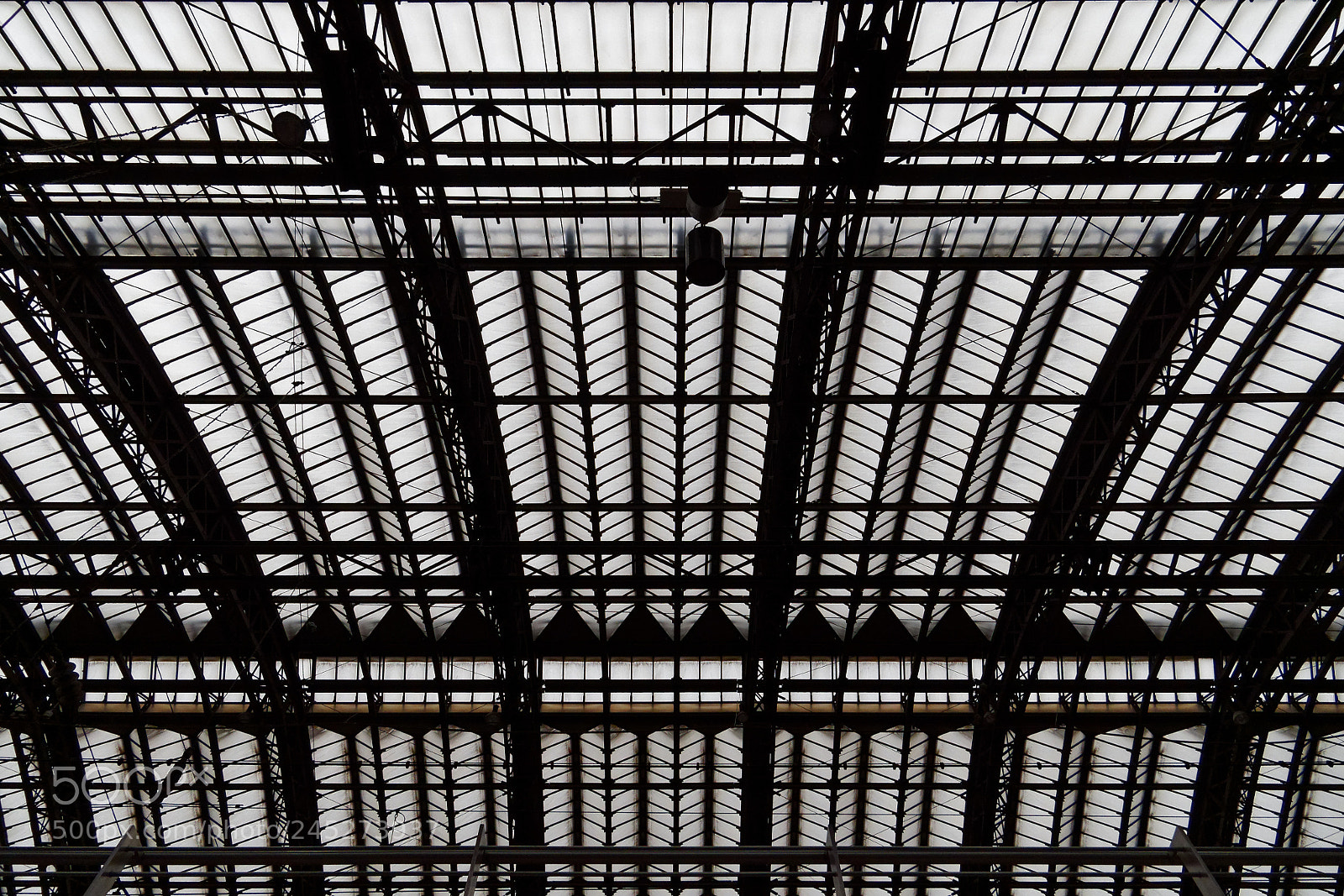 Olympus OM-D E-M10 sample photo. Cologne central station photography