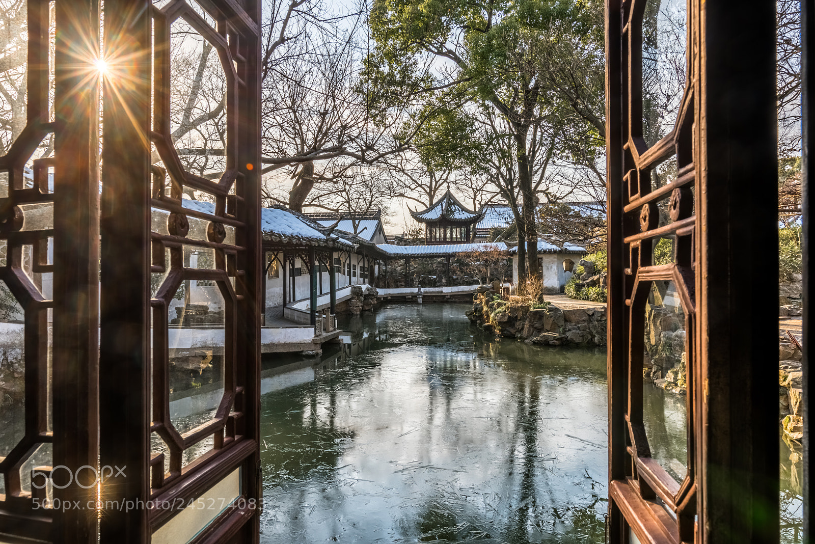 Nikon D810 sample photo. 拙政园窗外 photography