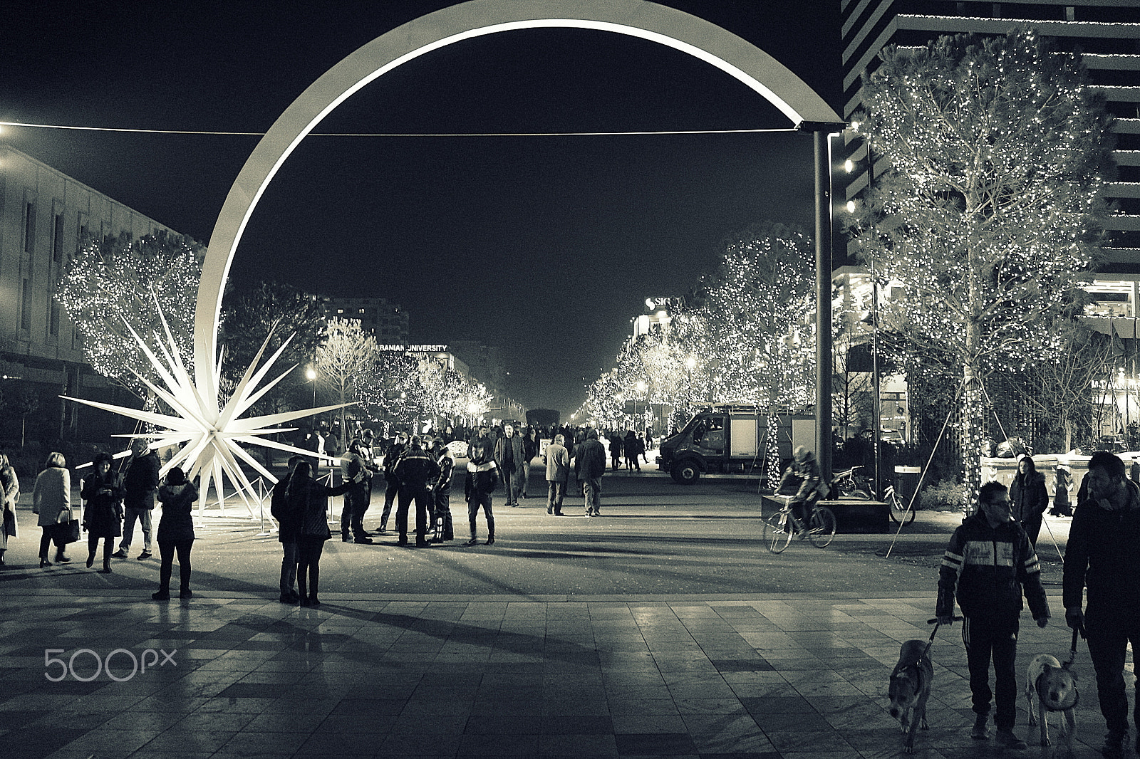 Canon EOS 650D (EOS Rebel T4i / EOS Kiss X6i) sample photo. Night travel photography