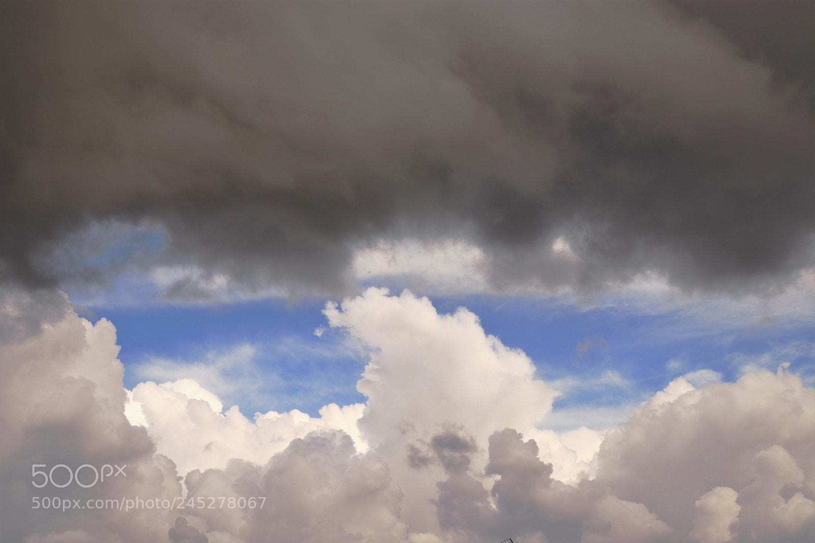 Canon EOS 77D (EOS 9000D / EOS 770D) sample photo. Clouds photography