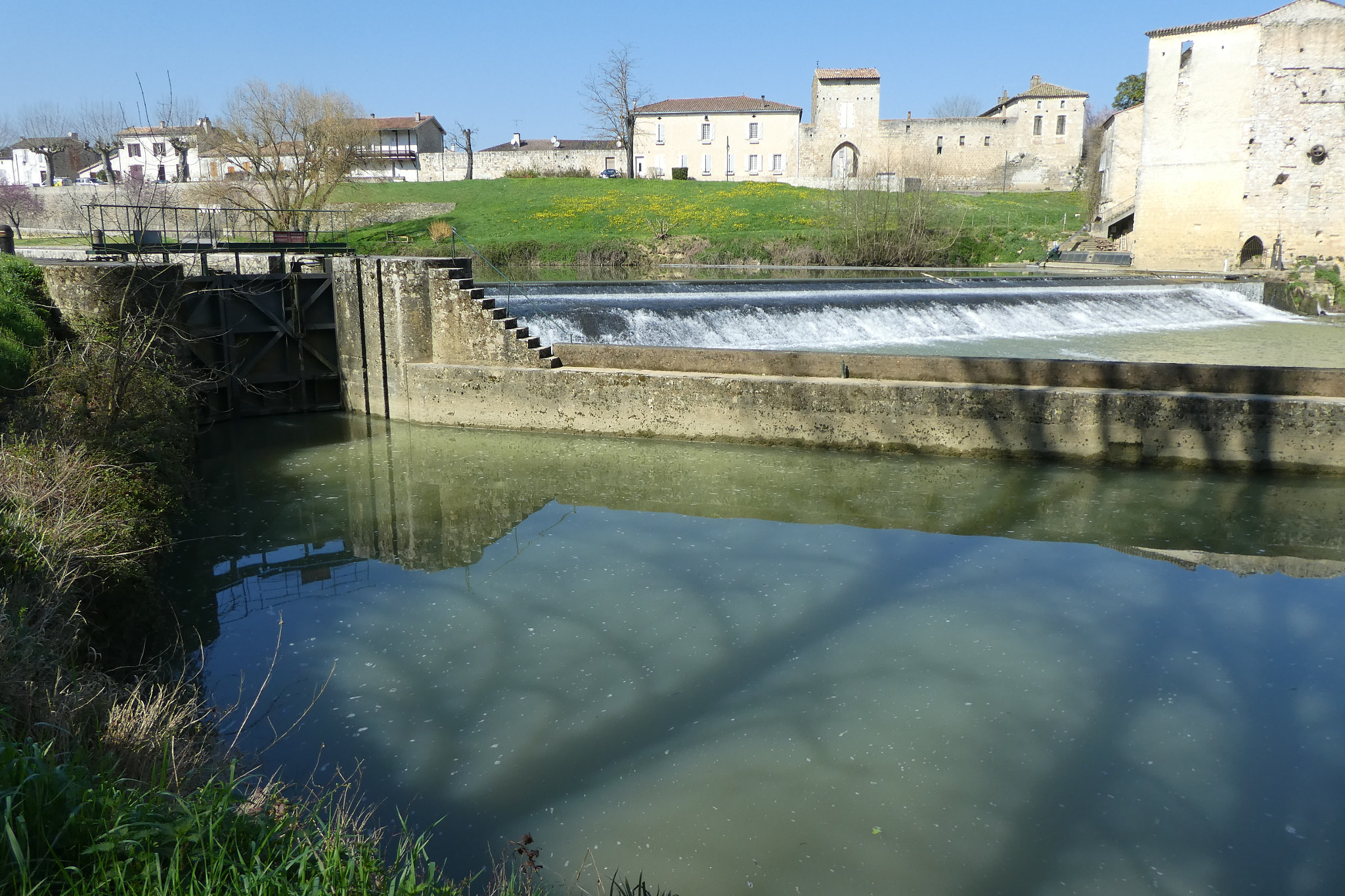 Panasonic Lumix DMC-ZS60 (Lumix DMC-TZ80) sample photo. Vianne () photography