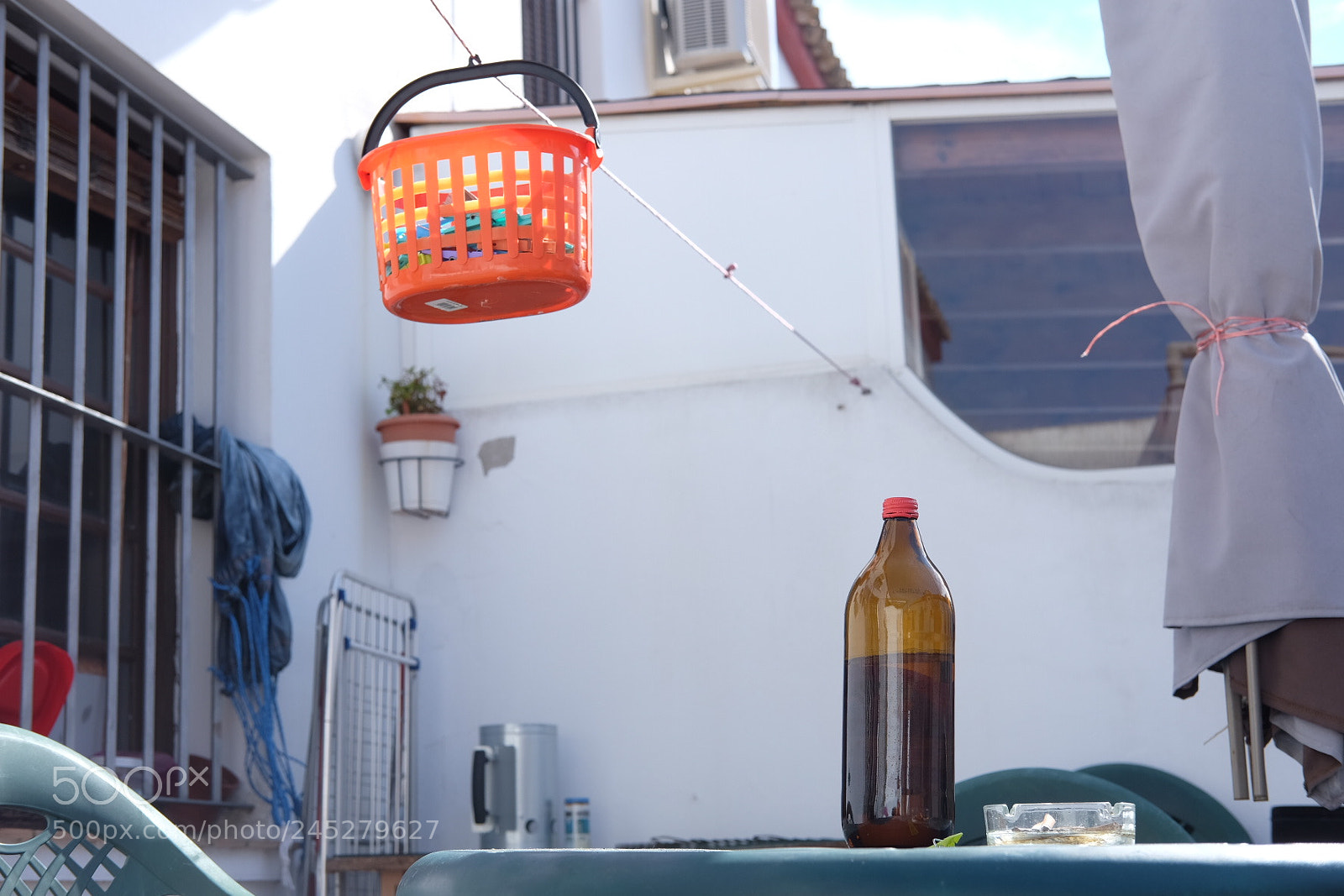 Fujifilm X-T1 sample photo. Having a beer in photography
