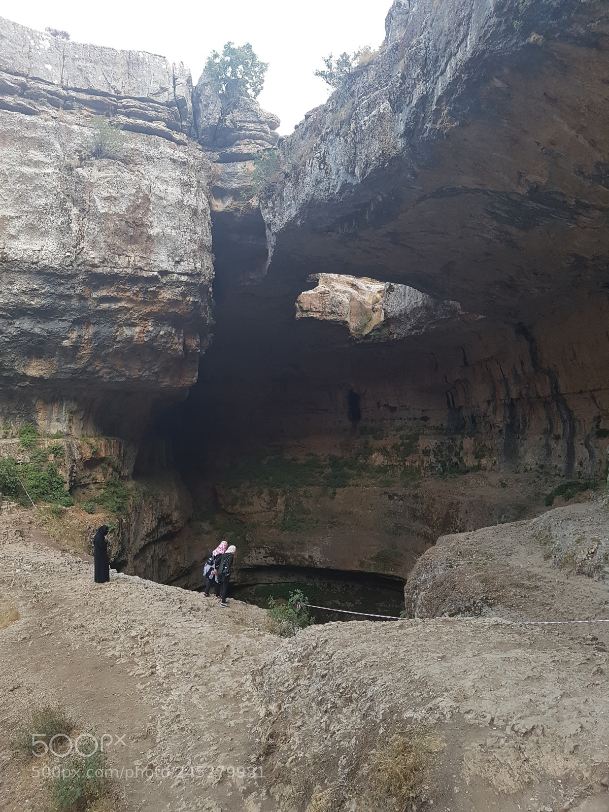 Samsung Galaxy S7 Edge sample photo. Mysterious cave photography