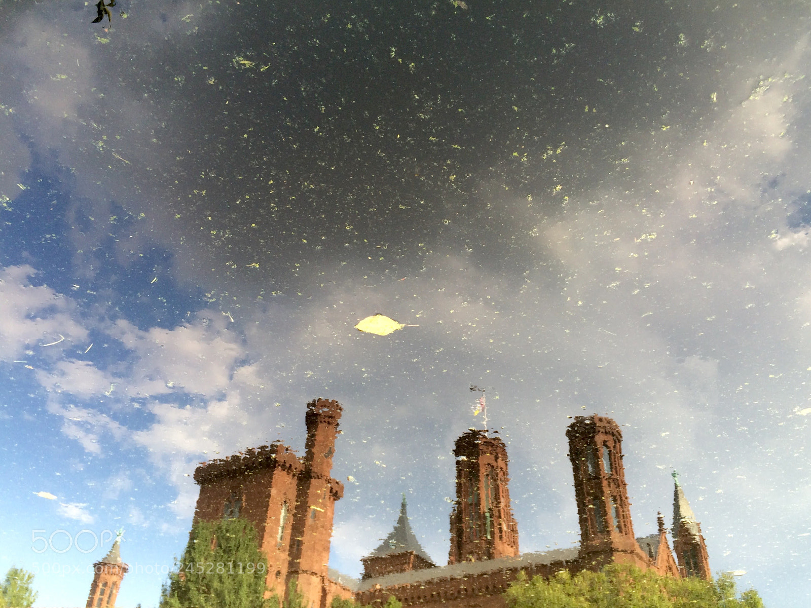 Apple iPhone 5s sample photo. The smithsonian castle photography