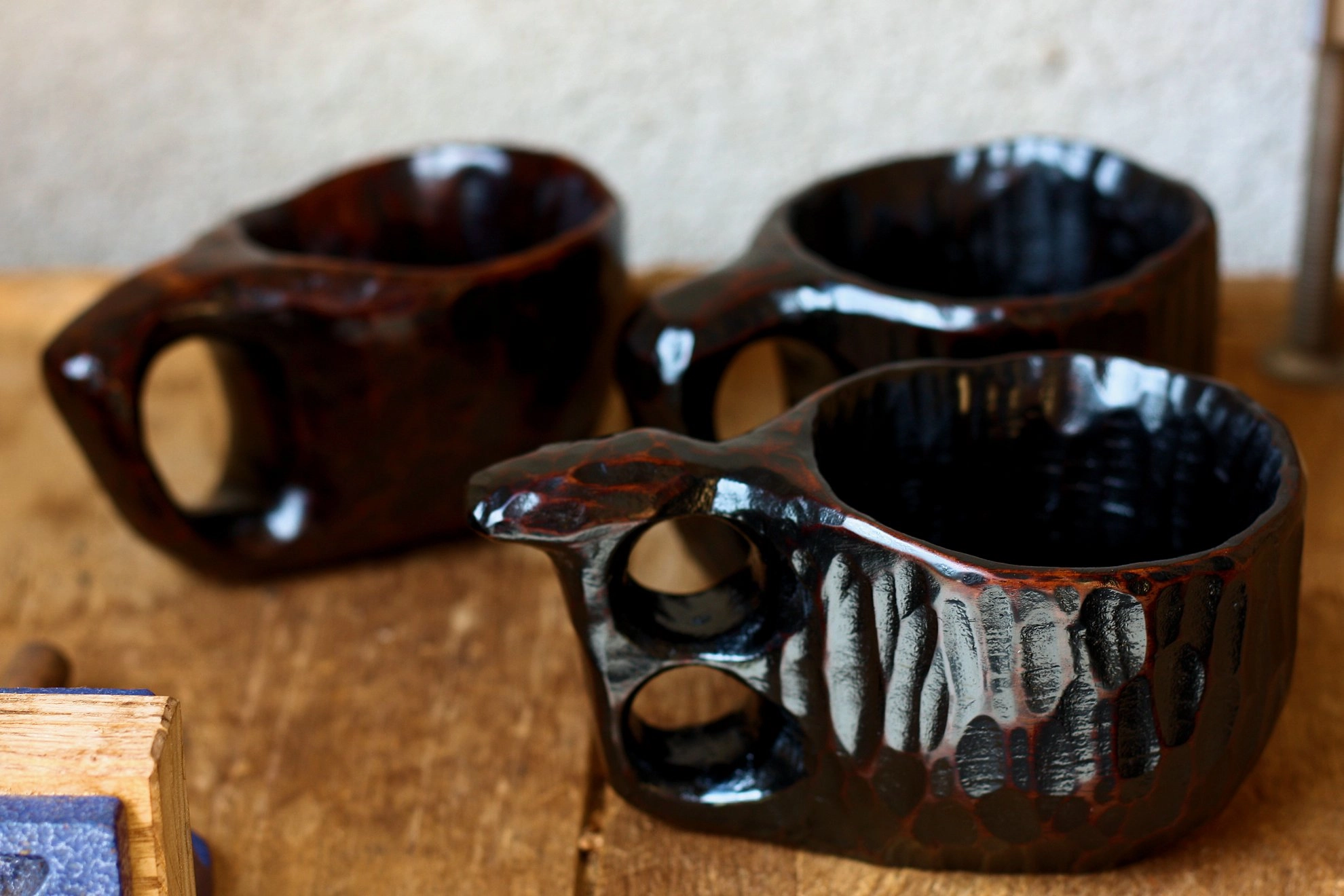 Canon EOS 450D (EOS Rebel XSi / EOS Kiss X2) sample photo. Wooden mugcup photography