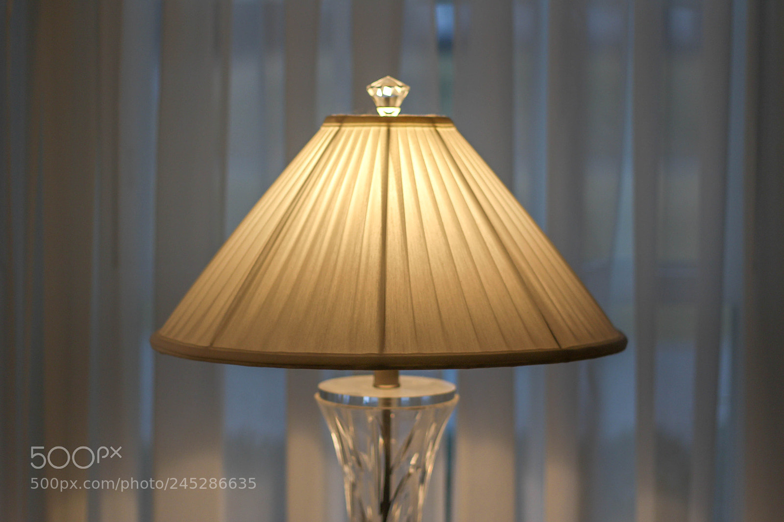 Canon EOS 100D (EOS Rebel SL1 / EOS Kiss X7) sample photo. Lamp photography