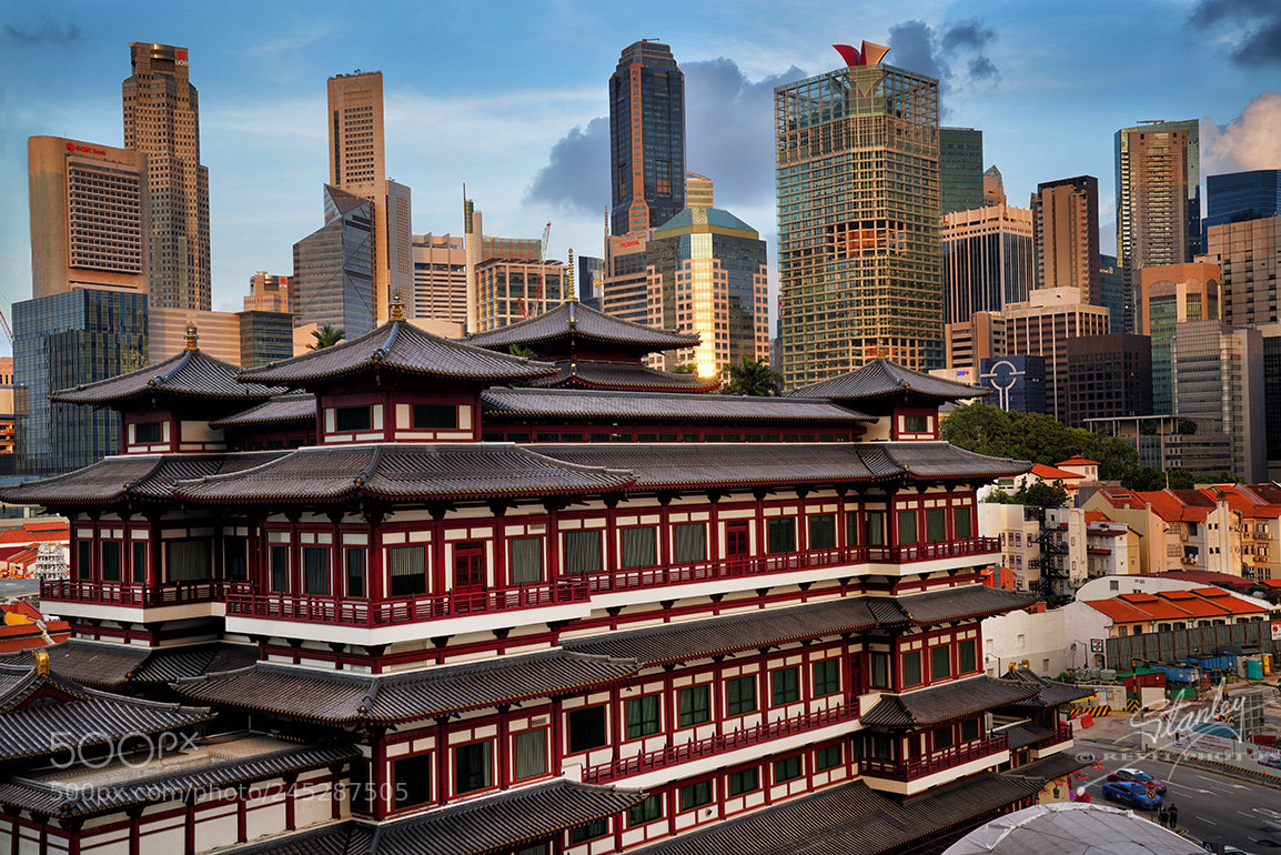 Sony a7R III sample photo. Chinese architecture in the photography