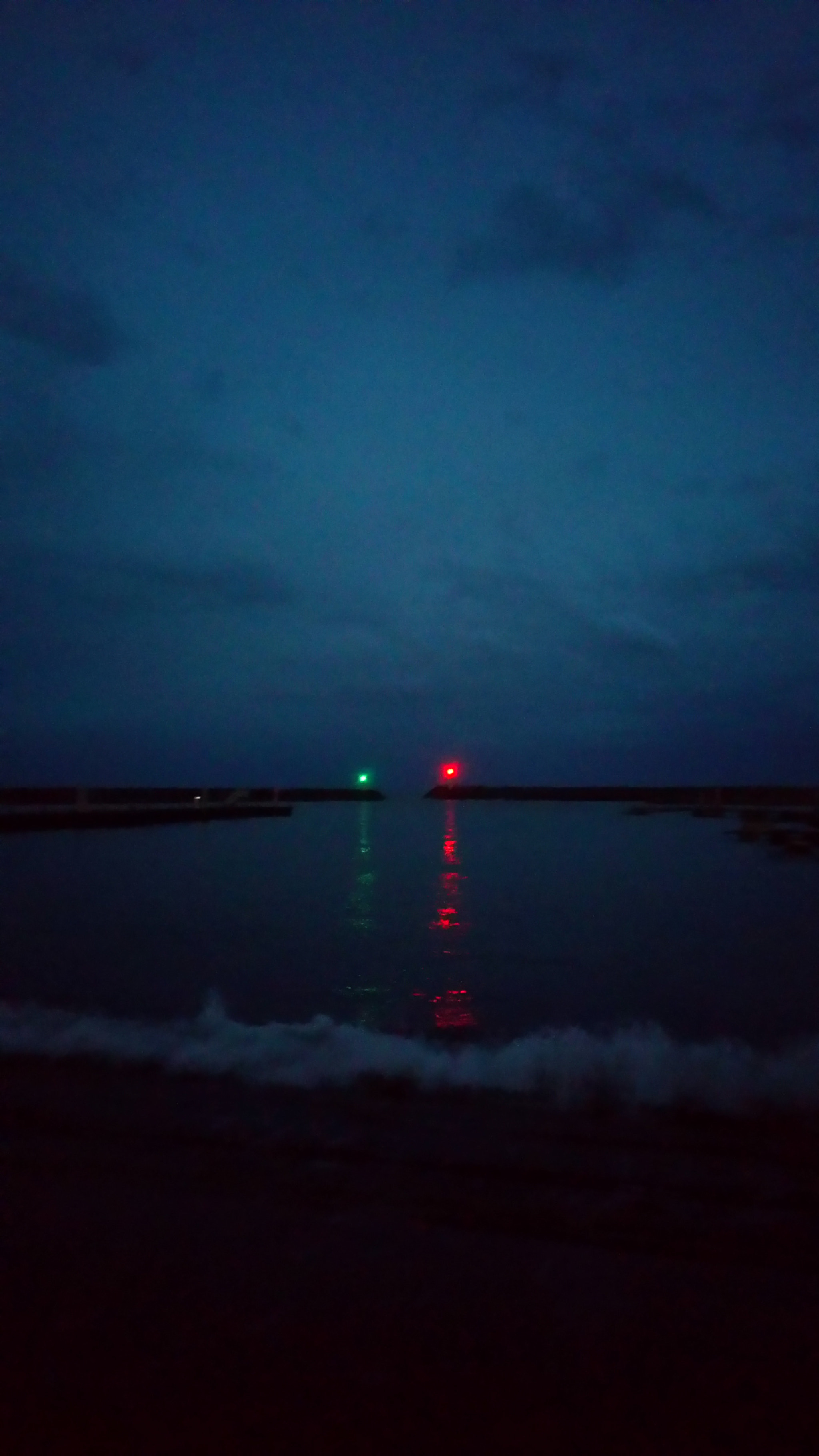 Sony Xperia L1 sample photo. Harbor's lights photography