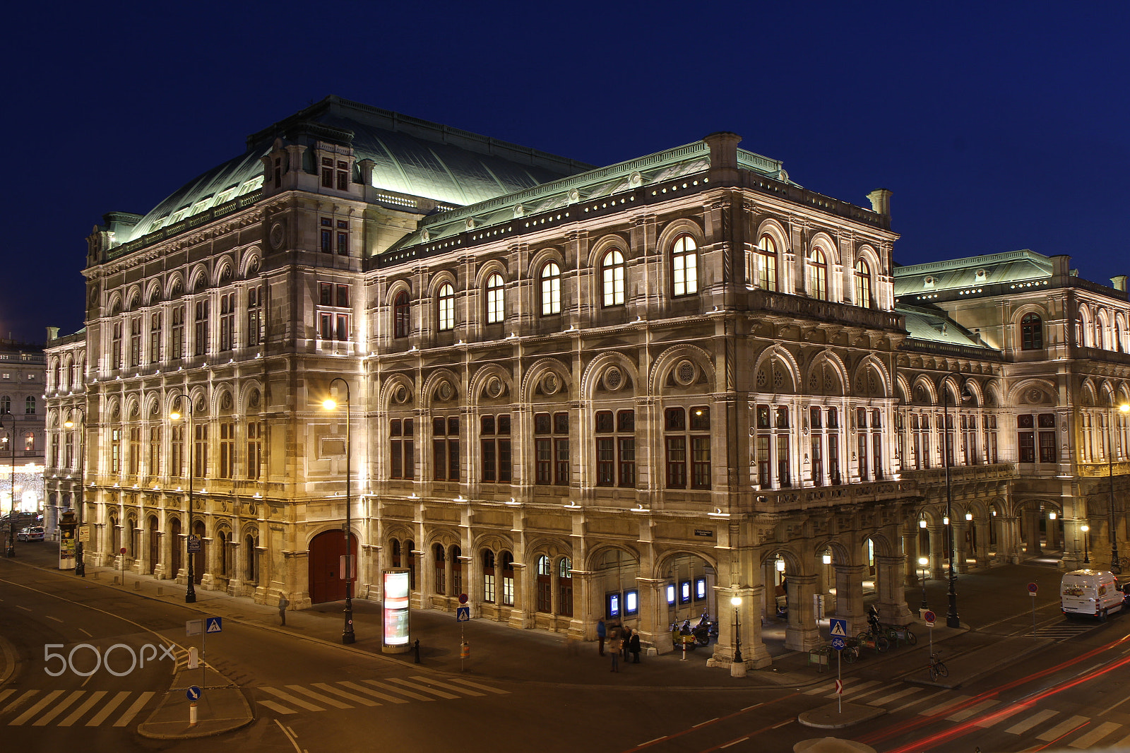 Canon EF-S 17-55mm F2.8 IS USM sample photo. Vienna opera from behind photography