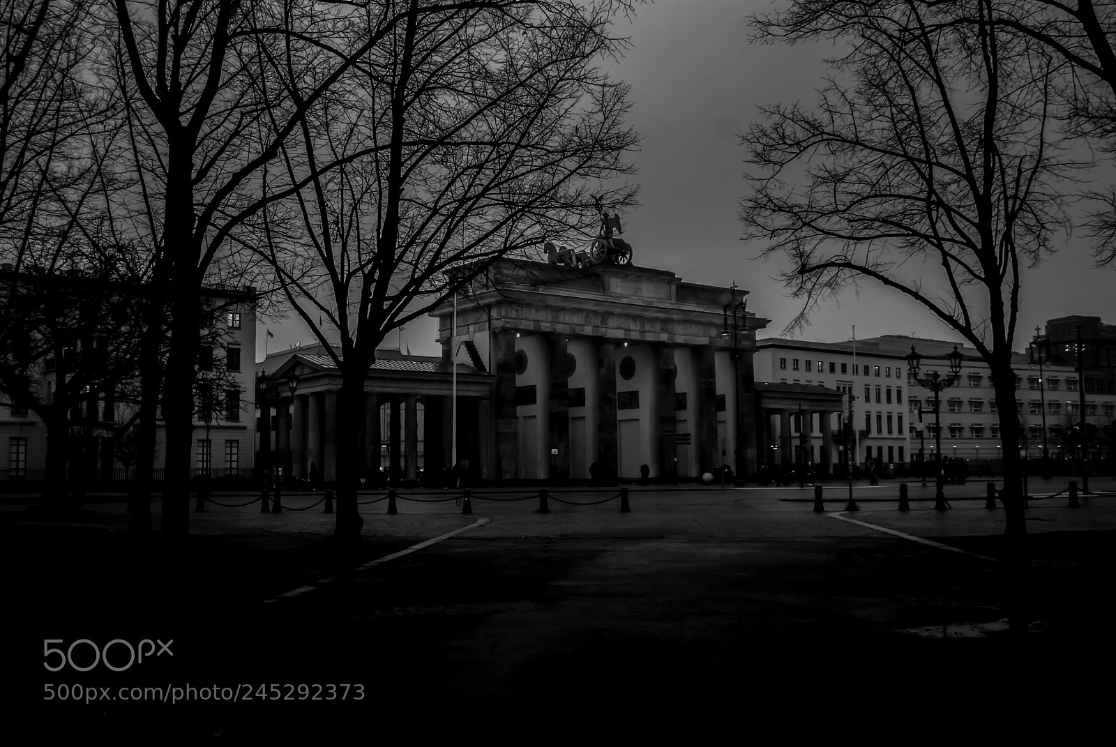 Nikon D40X sample photo. Brandenburg gate - a photography