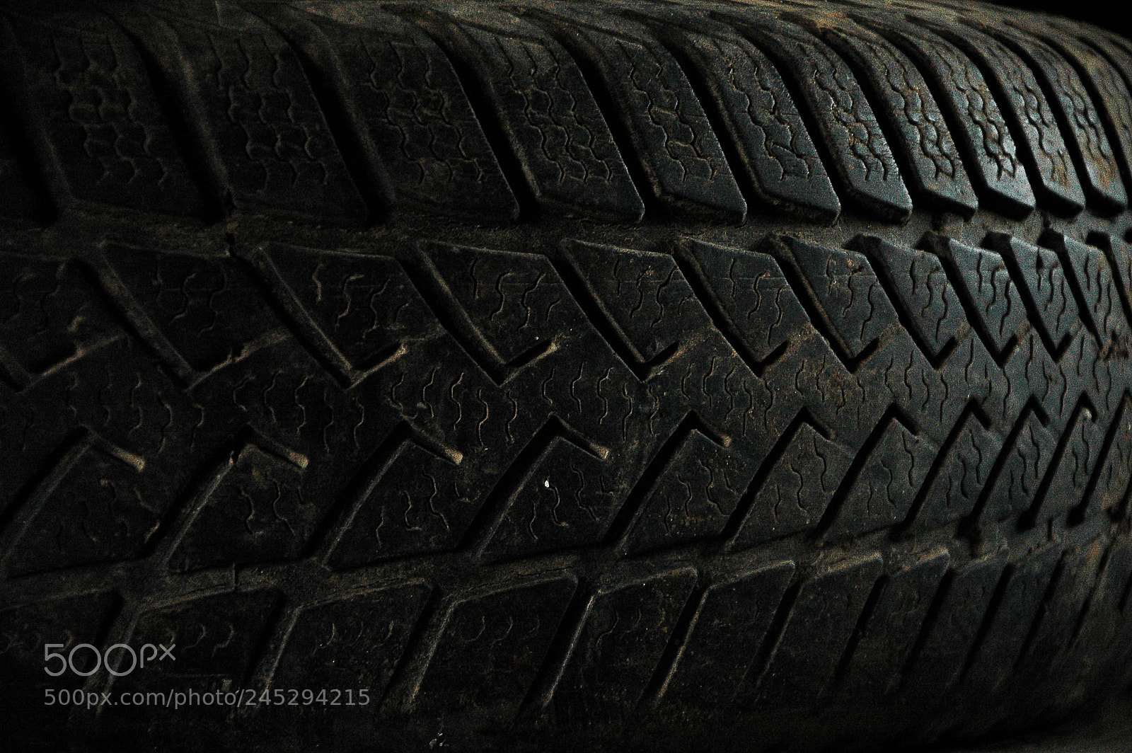 Nikon D70s sample photo. Tire photography
