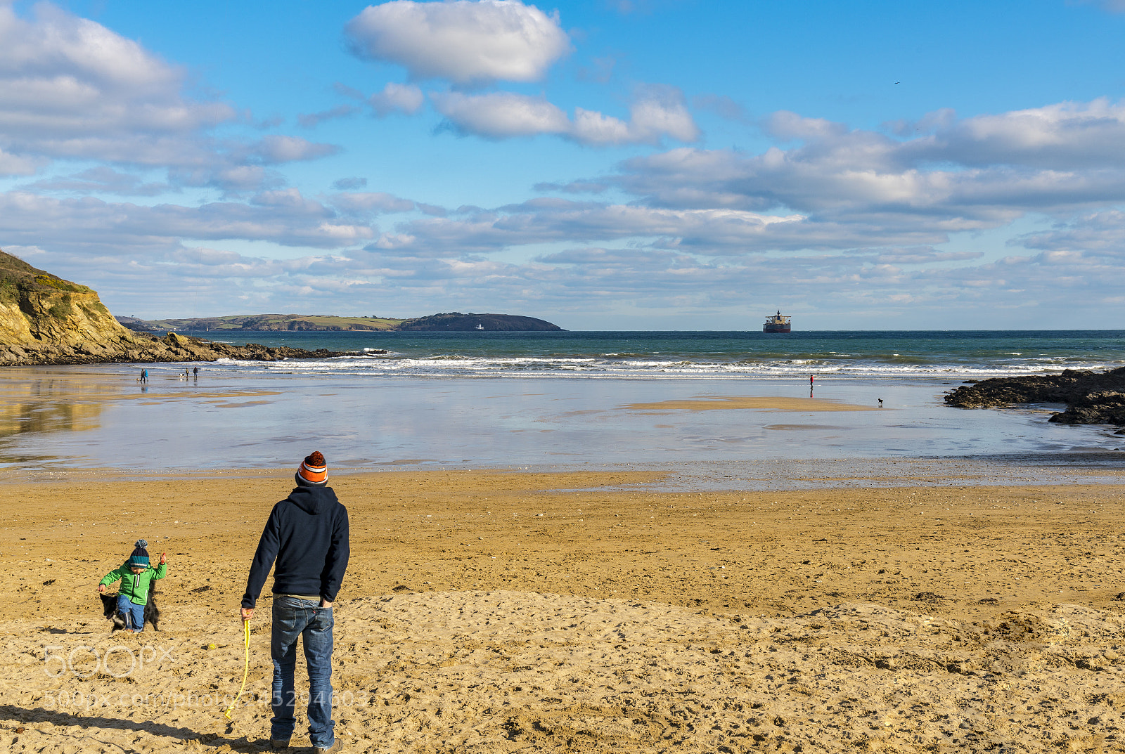 Sony a7R II sample photo. People on the beach photography