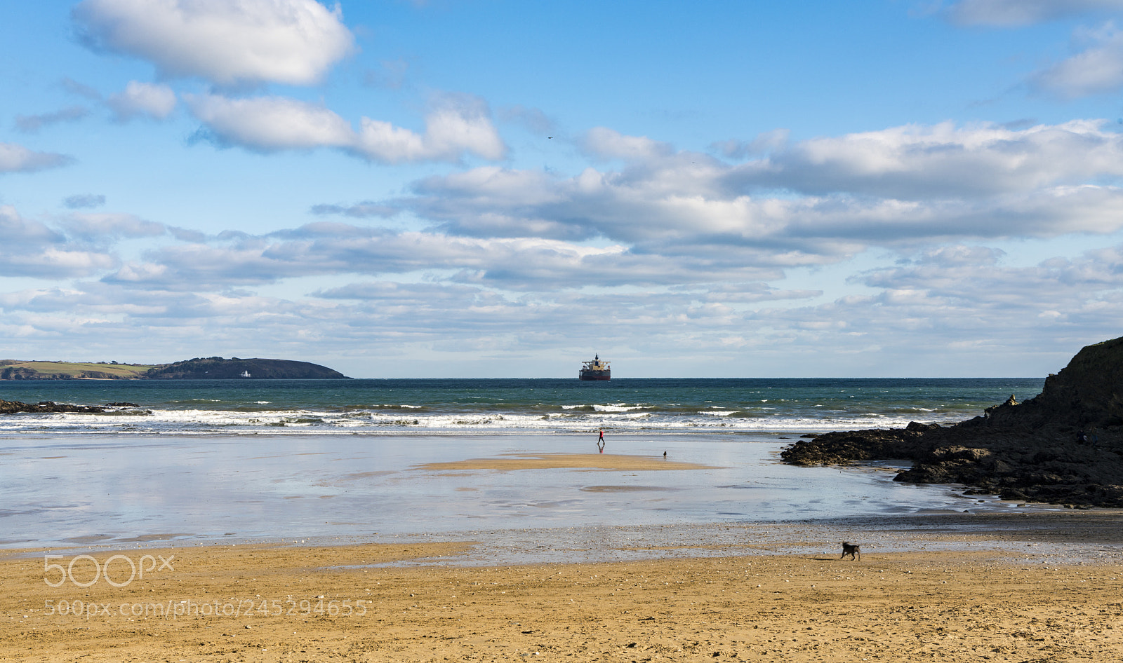 Sony a7R II sample photo. People on the beach photography