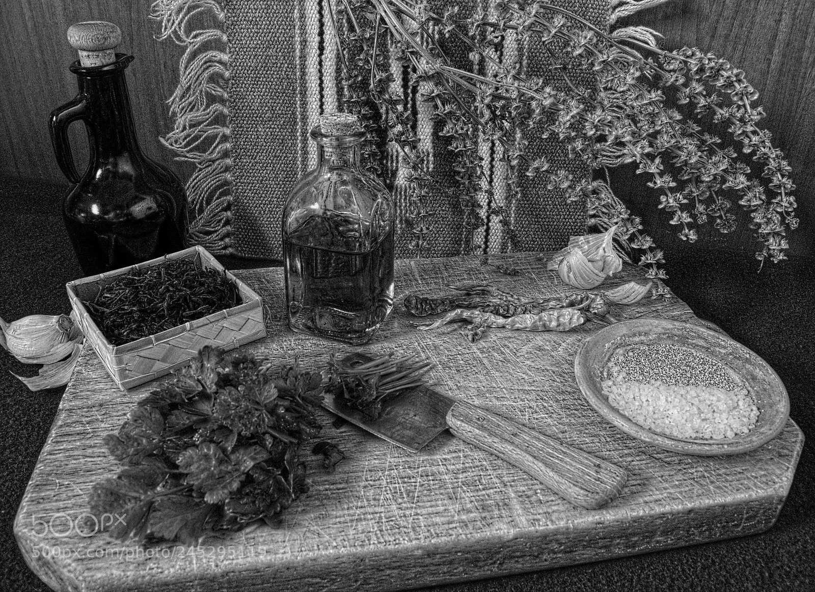 Canon PowerShot G10 sample photo. My first black and photography