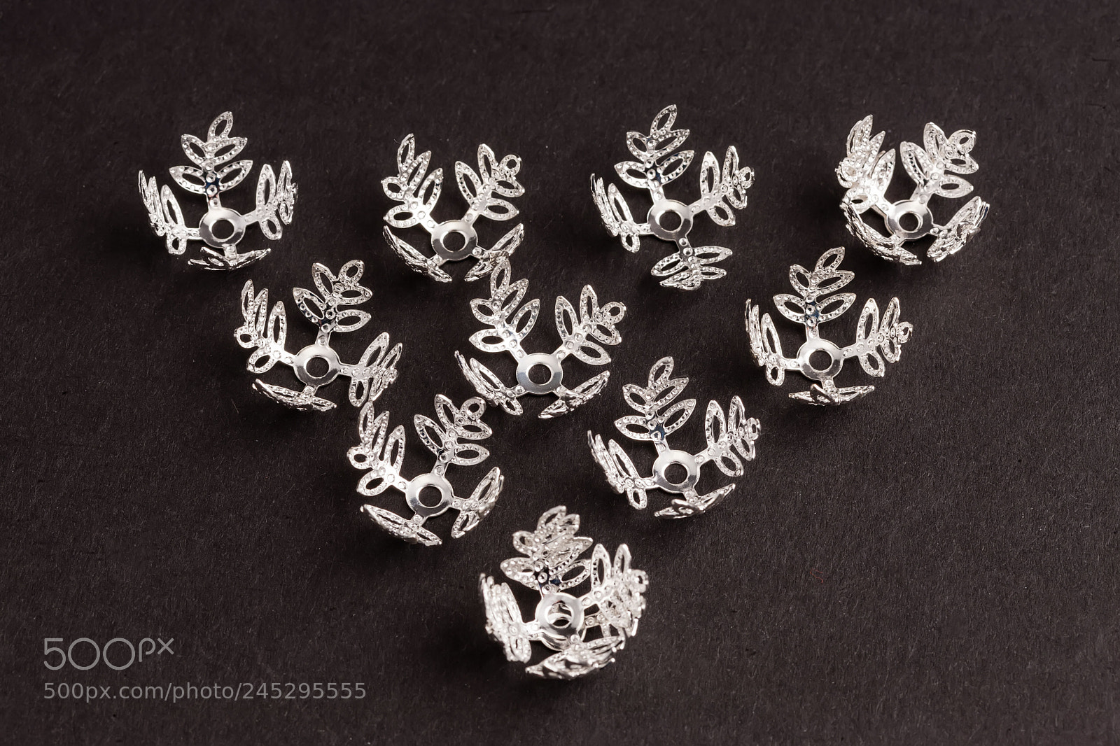 Canon EOS-1Ds Mark III sample photo. Silver leaf shaped beads photography
