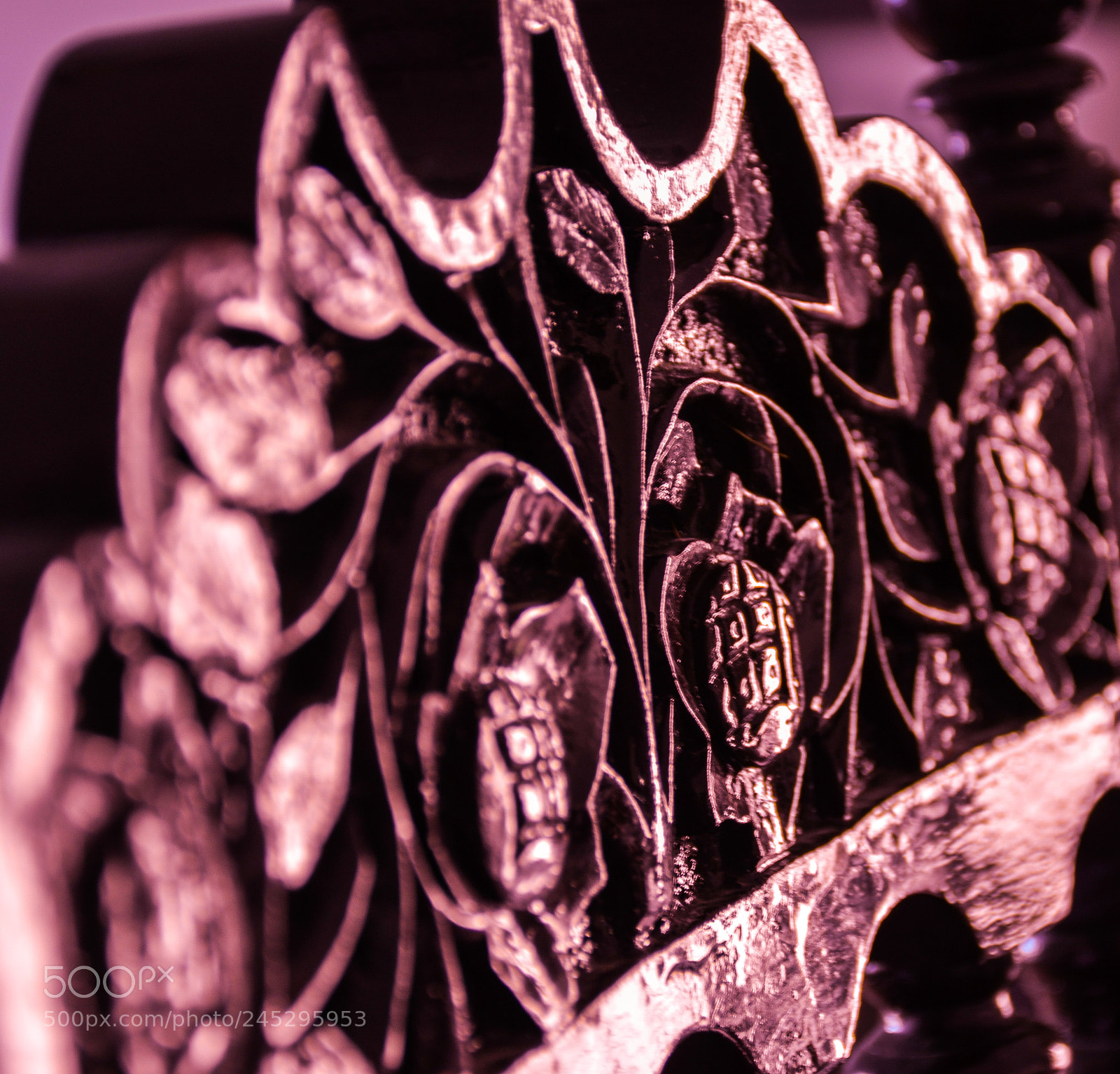 Nikon D5100 sample photo. Wood carvings photography