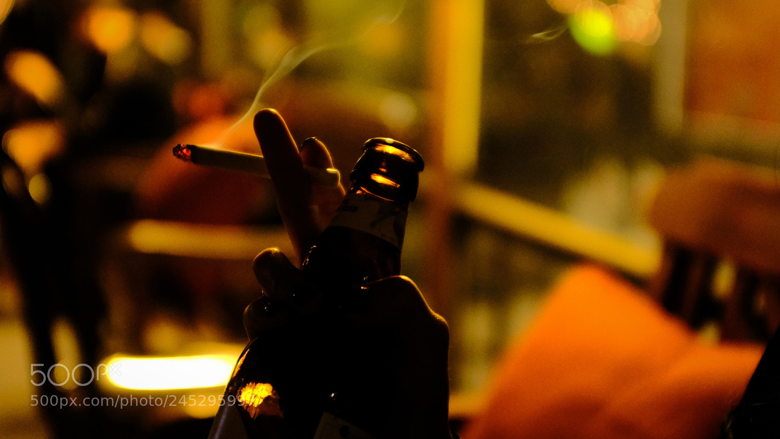 Fujifilm X100F sample photo. Pull & drink photography