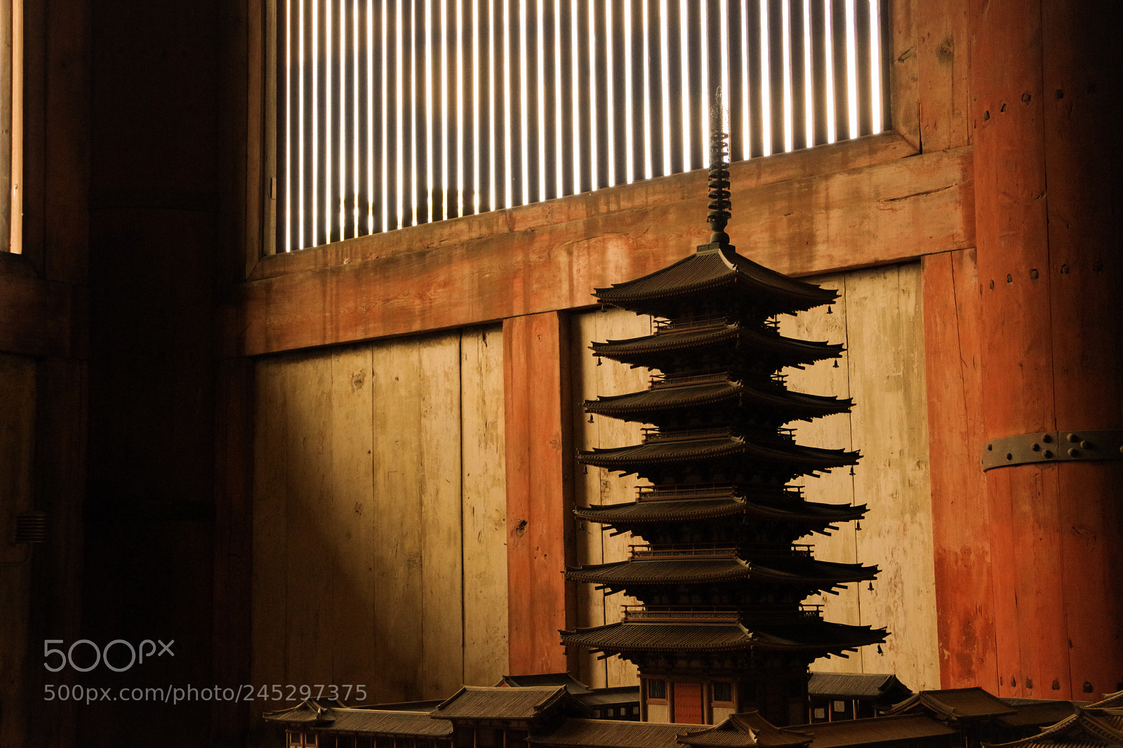 Pentax K-70 sample photo. Seven-story pagoda photography