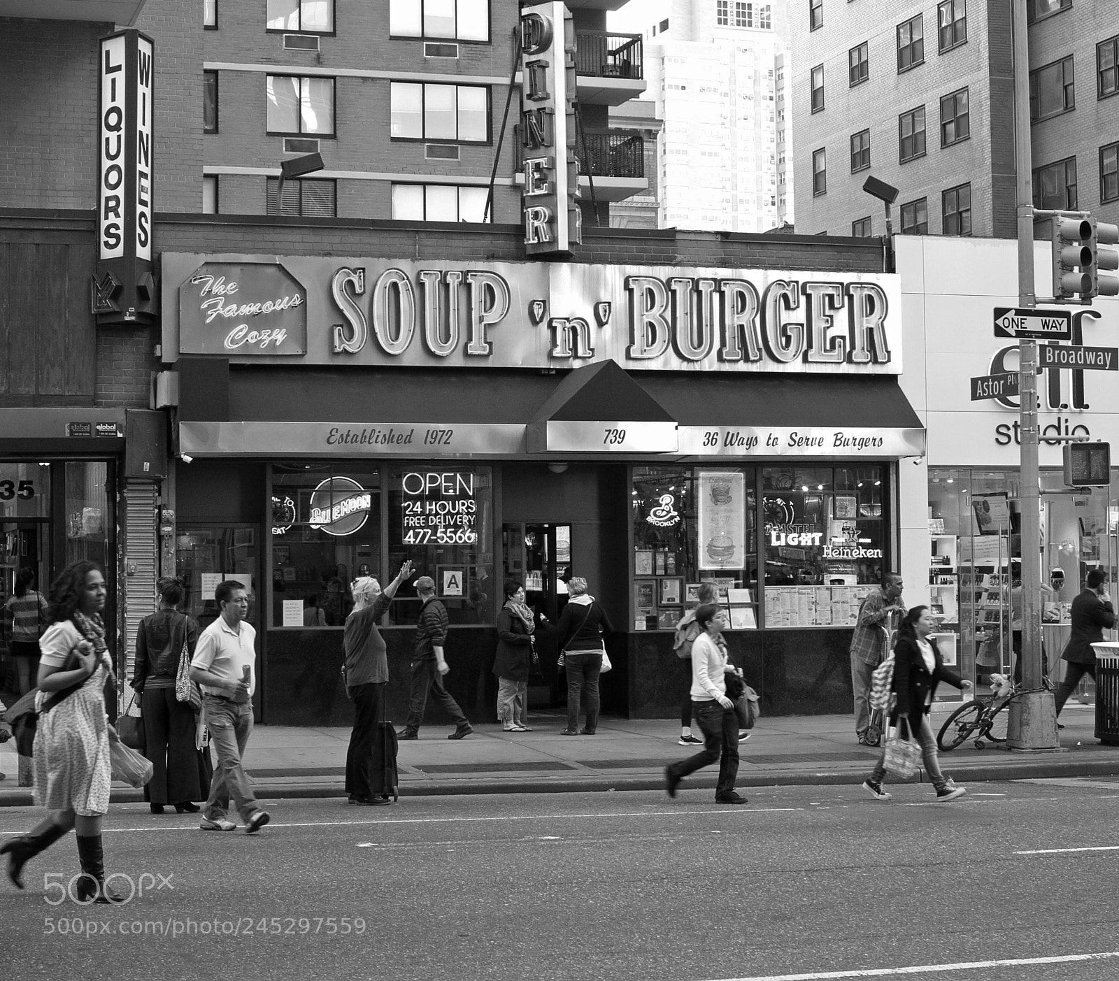 Canon PowerShot G1 X sample photo. Street scene new york photography