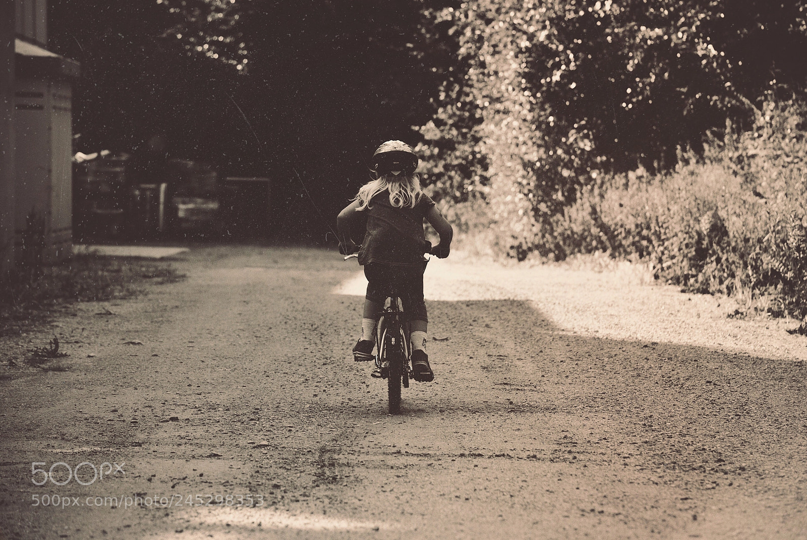 Nikon D40X sample photo. On her bike photography