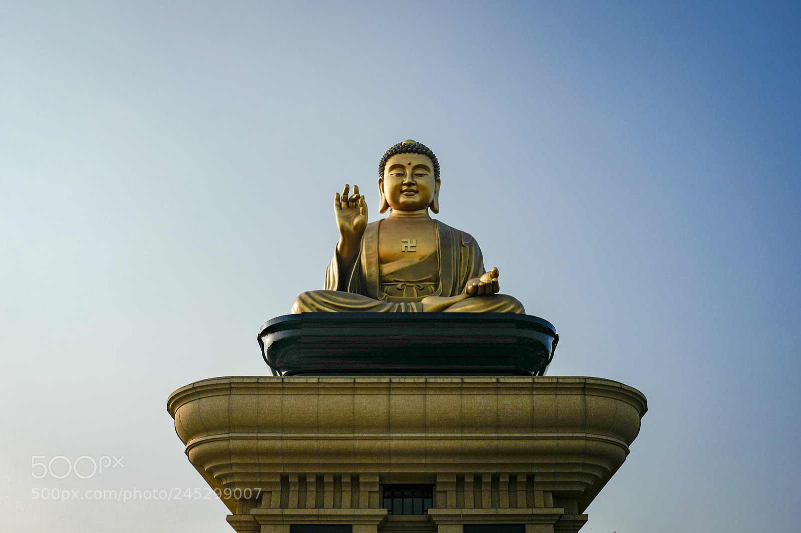Leica Q (Typ 116) sample photo. Largest outdoor buddha statue photography