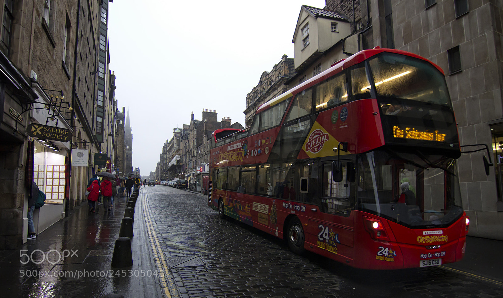 Canon EOS 60D sample photo. Bus edinburgh photography
