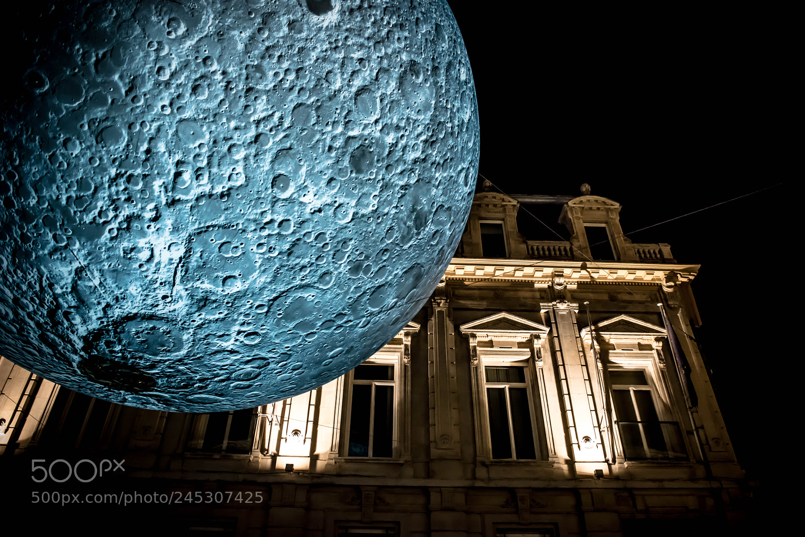 Nikon D800 sample photo. To the moon and photography