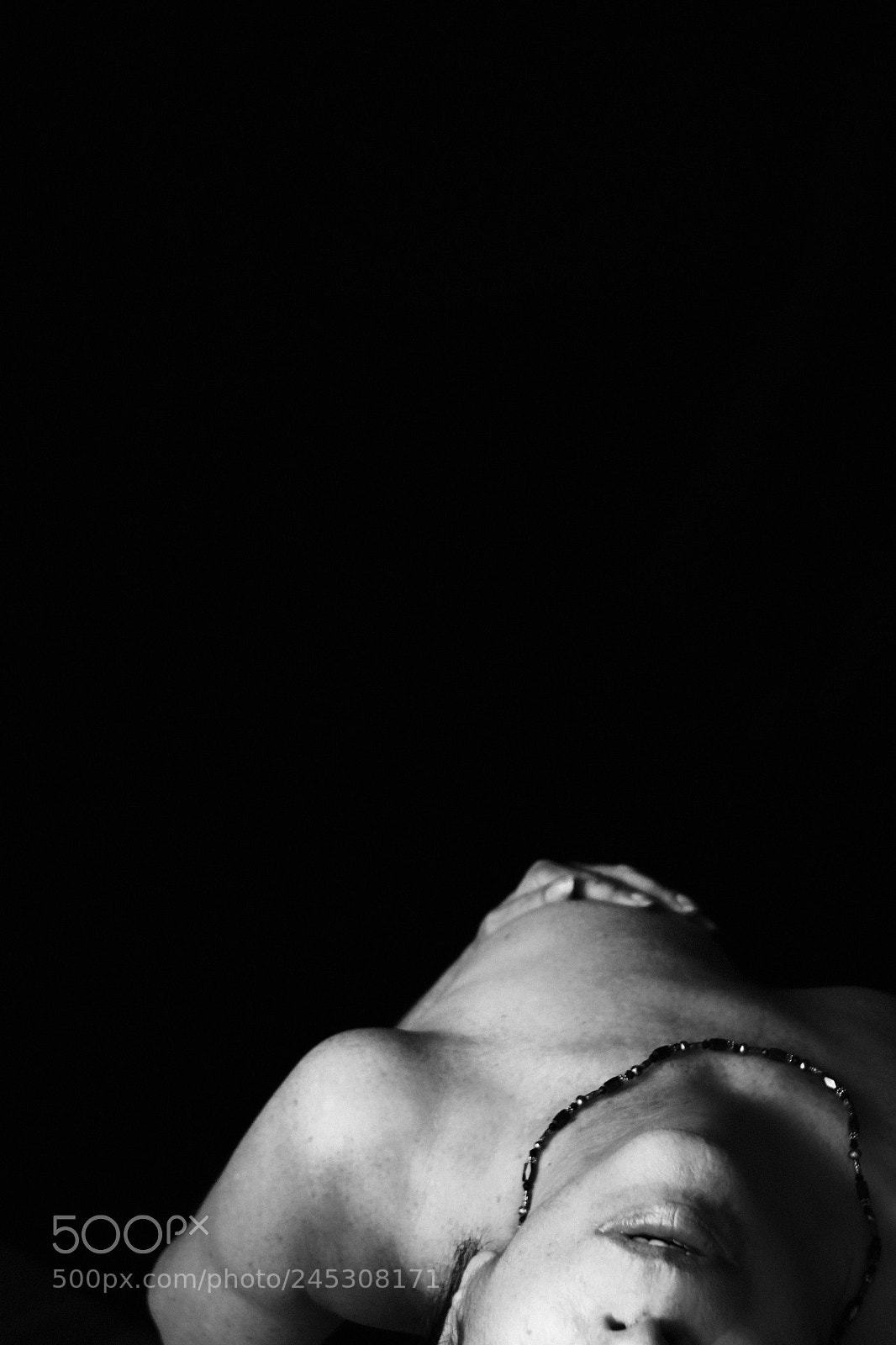 Canon EOS 60D sample photo. Necklace photography