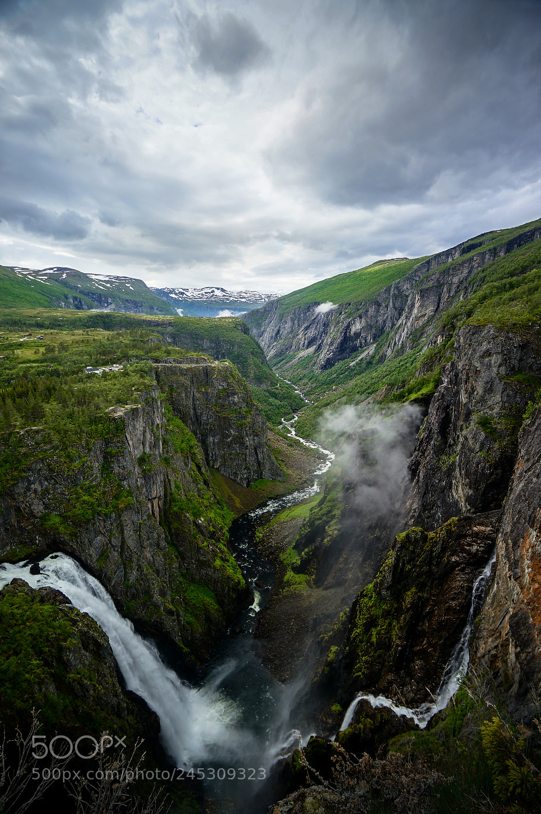 Sony Alpha NEX-5N sample photo. Vettisfossen under a dark photography