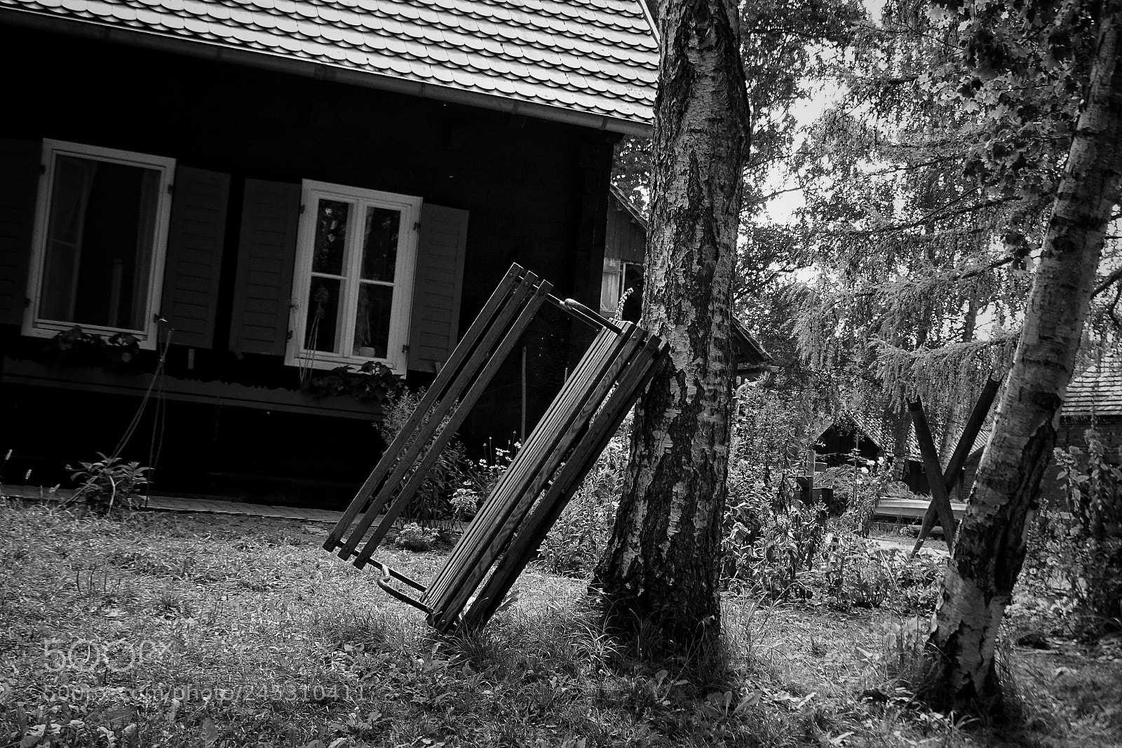 Sony Cyber-shot DSC-HX400V sample photo. Bench photography