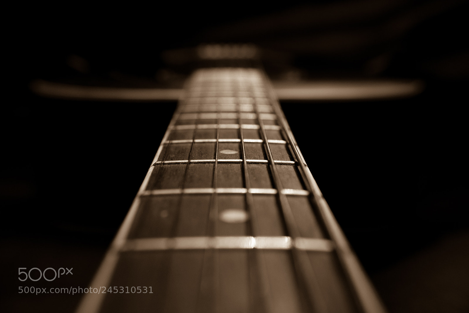Canon EOS 1200D (EOS Rebel T5 / EOS Kiss X70 / EOS Hi) sample photo. Old guitar photography