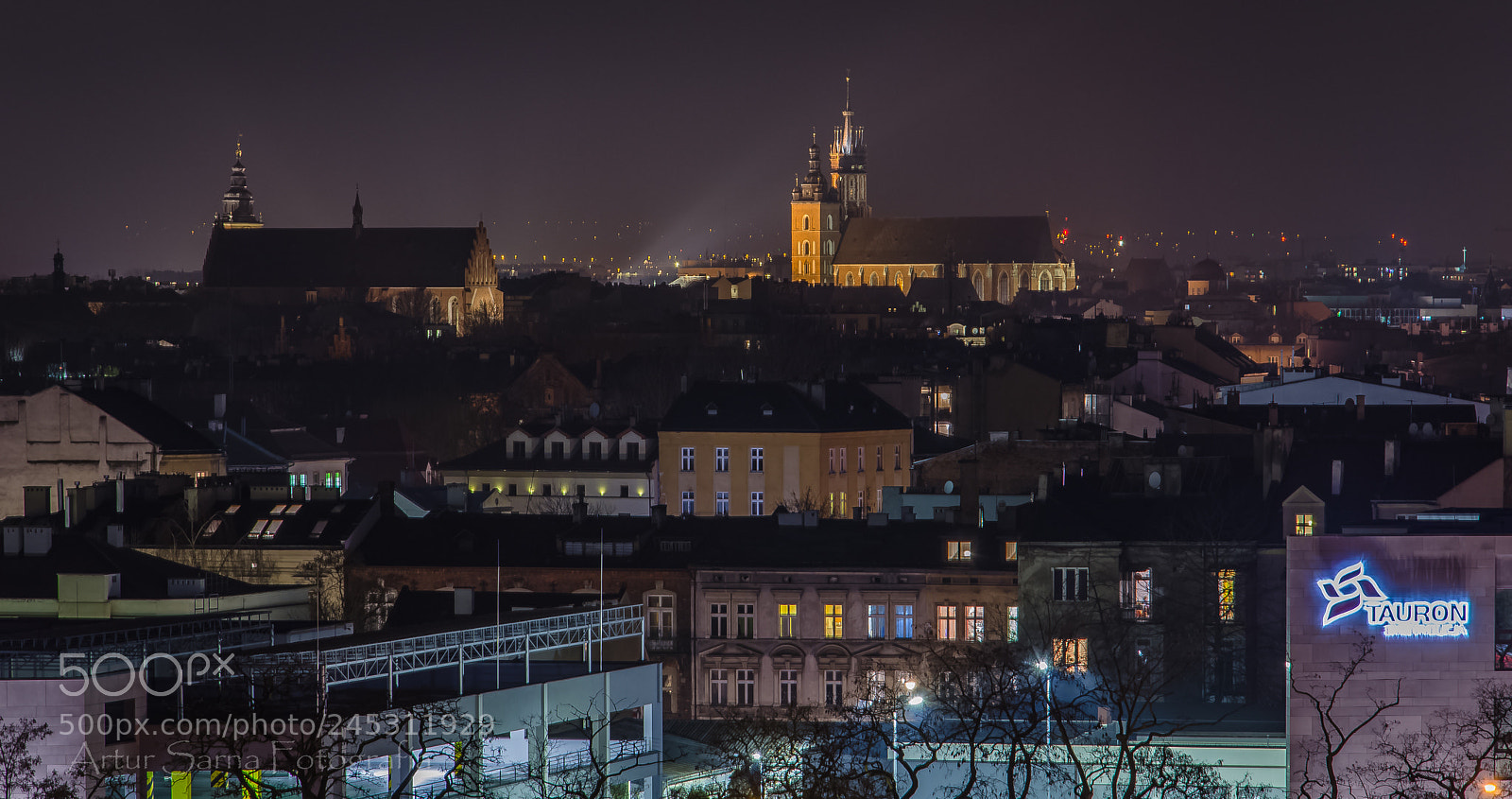 Nikon D5100 sample photo. Above the roofs of photography