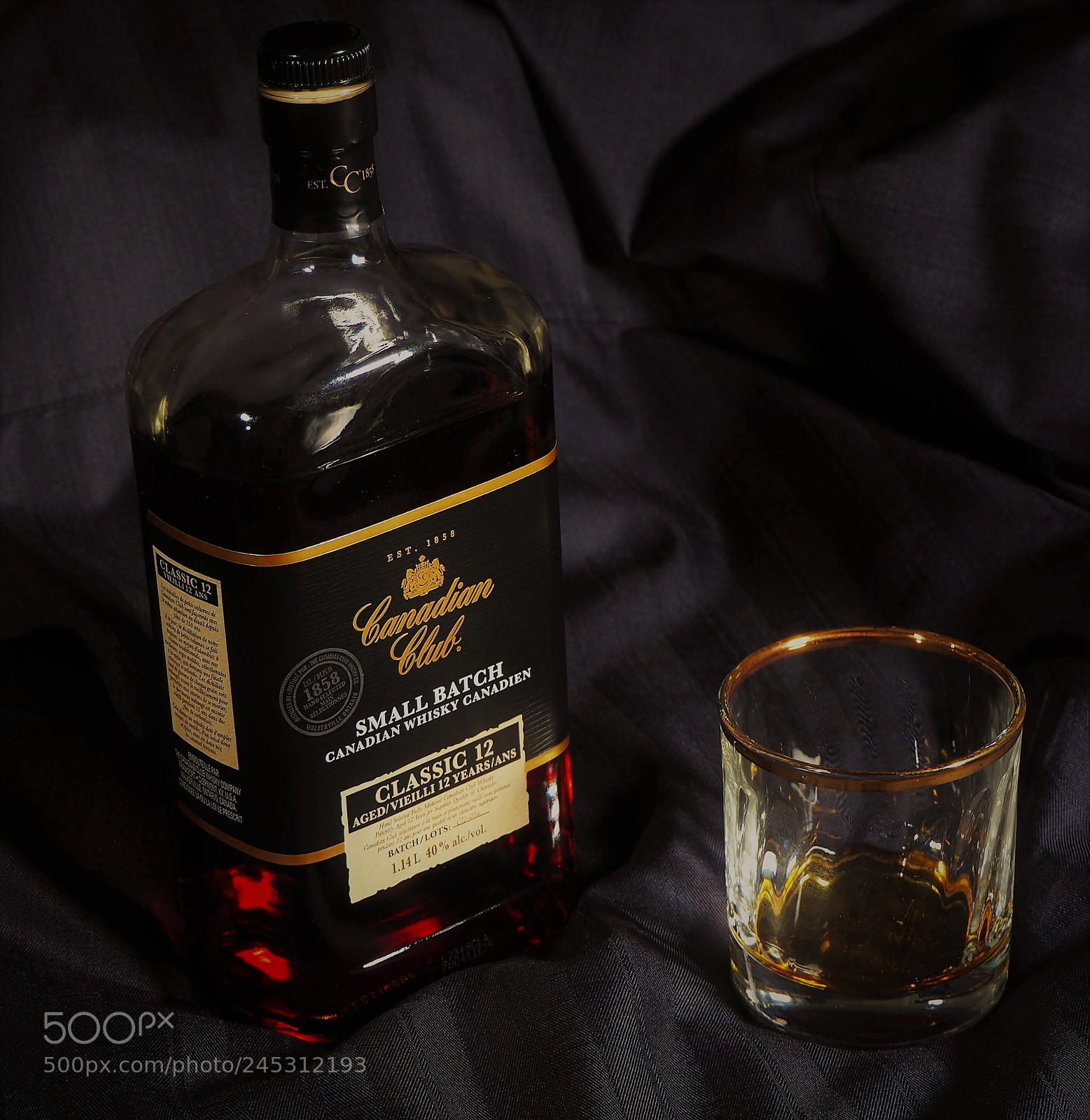 Olympus OM-D E-M10 II sample photo. Canadian whisky and habano photography