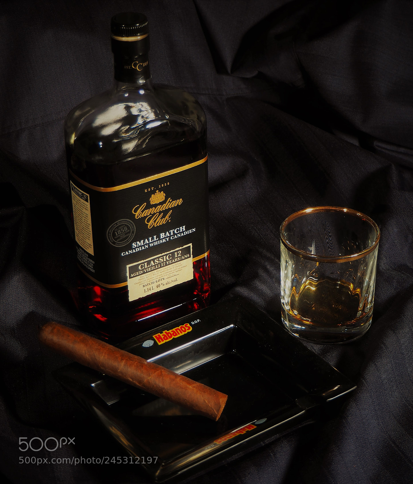 Olympus OM-D E-M10 II sample photo. Canadian whisky and habano photography