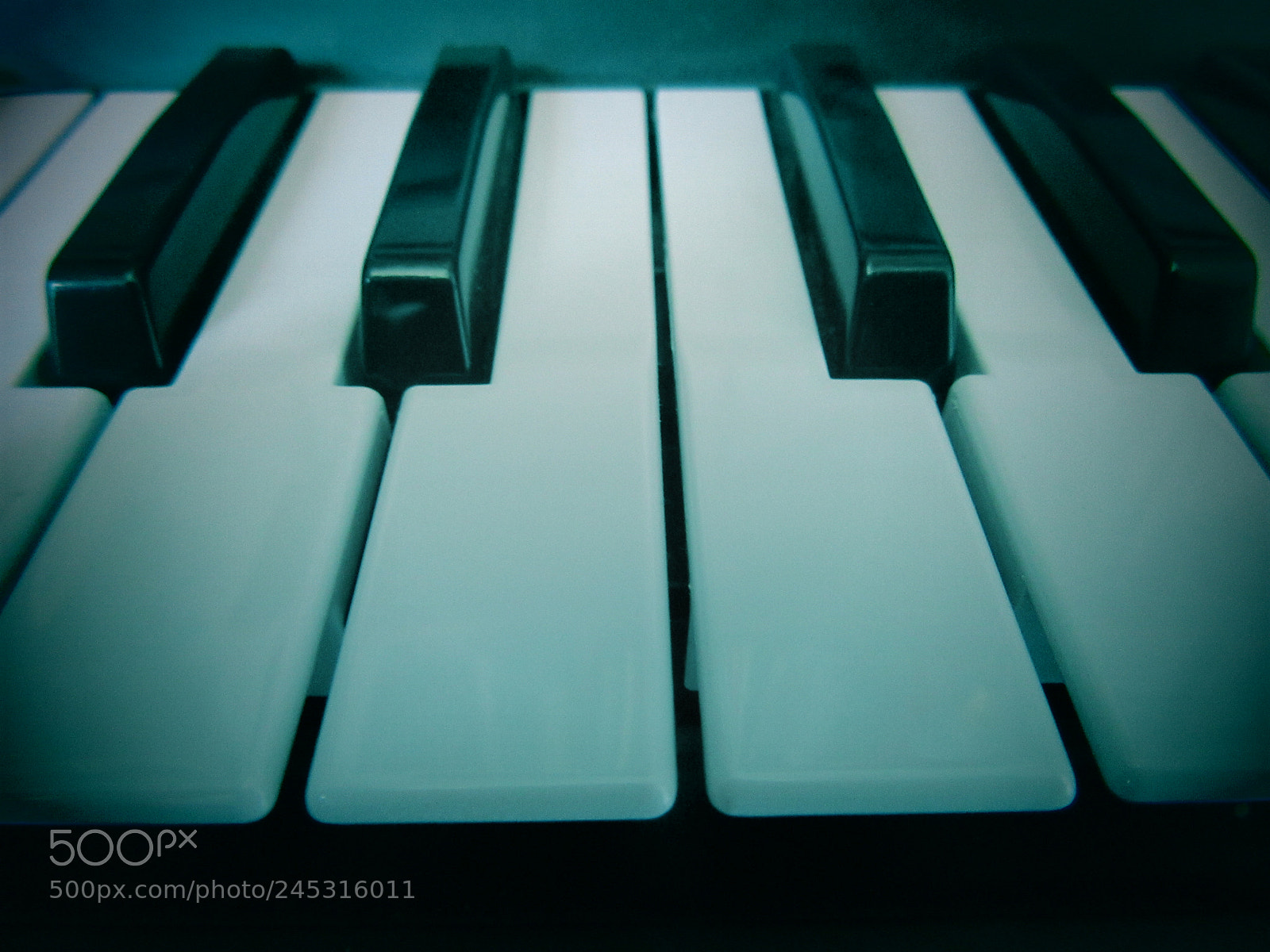 Canon PowerShot SX610 HS sample photo. Piano photography