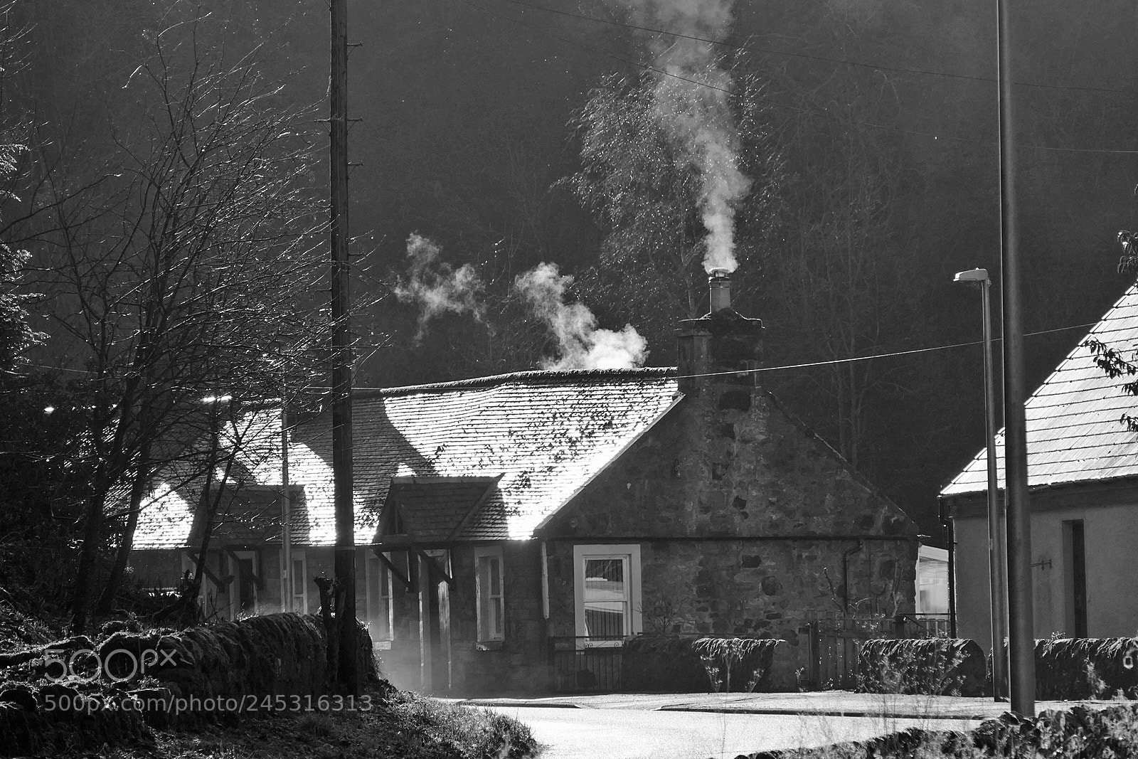 Panasonic Lumix DMC-FZ1000 sample photo. Smoking chimneys photography