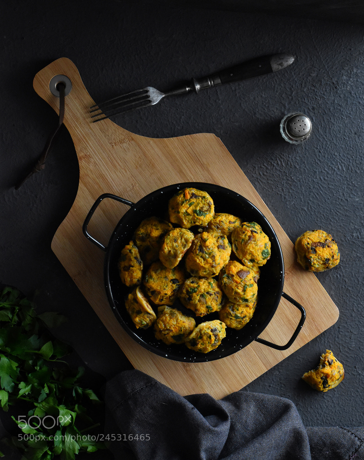 Nikon D5600 sample photo. Butternut squash & mushroom tots photography