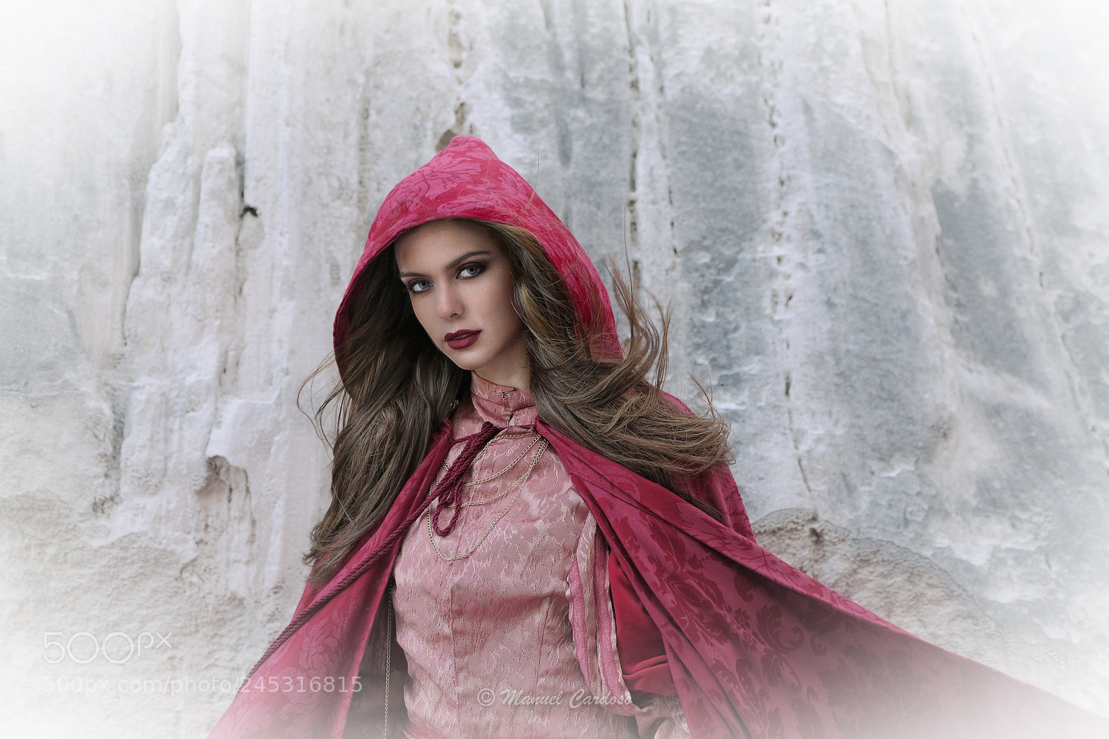 Fujifilm X-Pro2 sample photo. Red riding hood photography