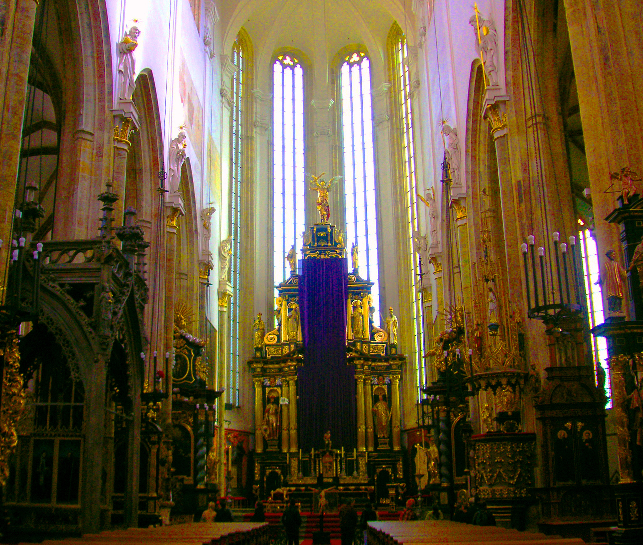 KONICA MINOLTA DiMAGE X50 sample photo. Iglesia de nuestra señora de týn. praga photography