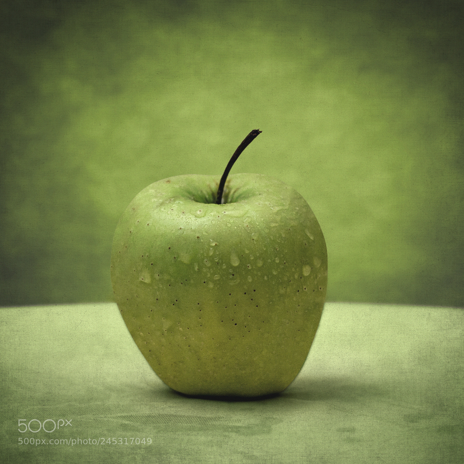 Nikon D300 sample photo. Apple photography