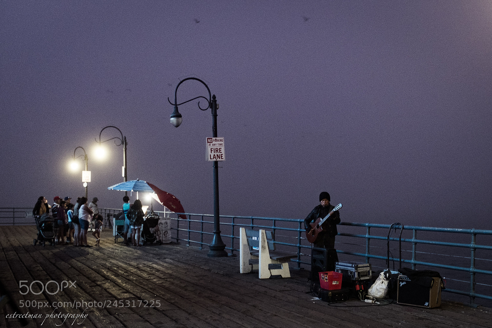 Fujifilm X100T sample photo. Troubador photography