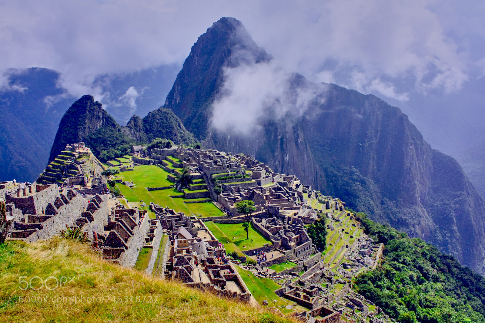 Canon EOS 450D (EOS Rebel XSi / EOS Kiss X2) sample photo. Machu picchu with some photography