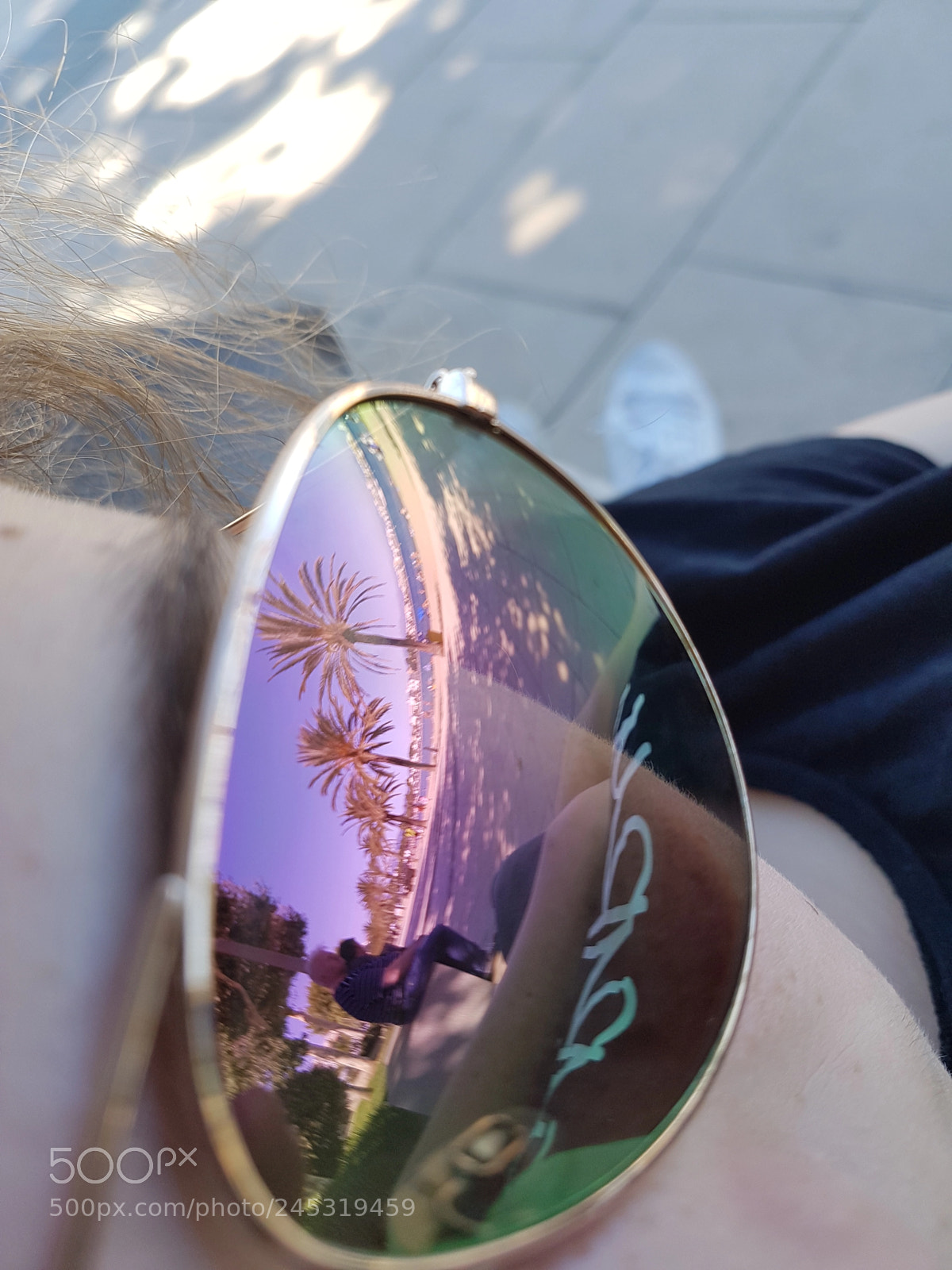 Samsung Galaxy S7 Edge sample photo. World on the sunglass photography